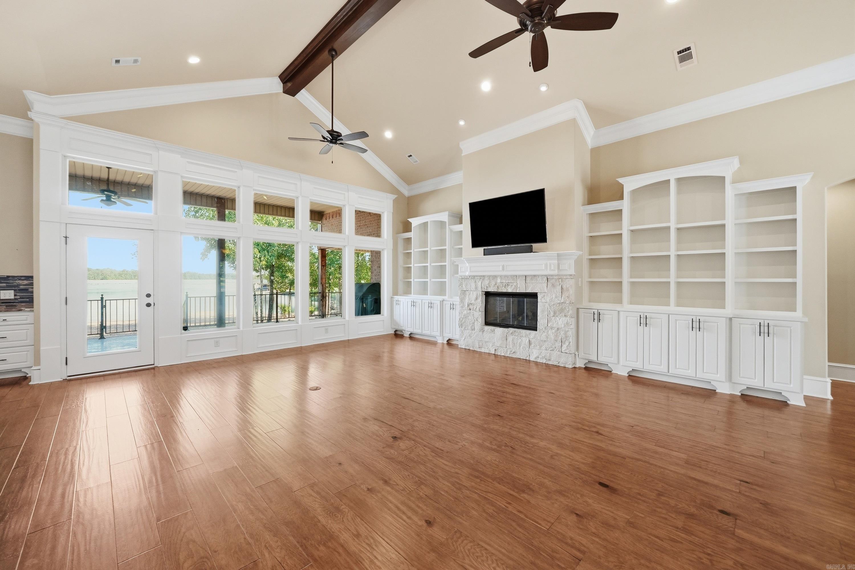 1 Ribera Ln Property Photo 8