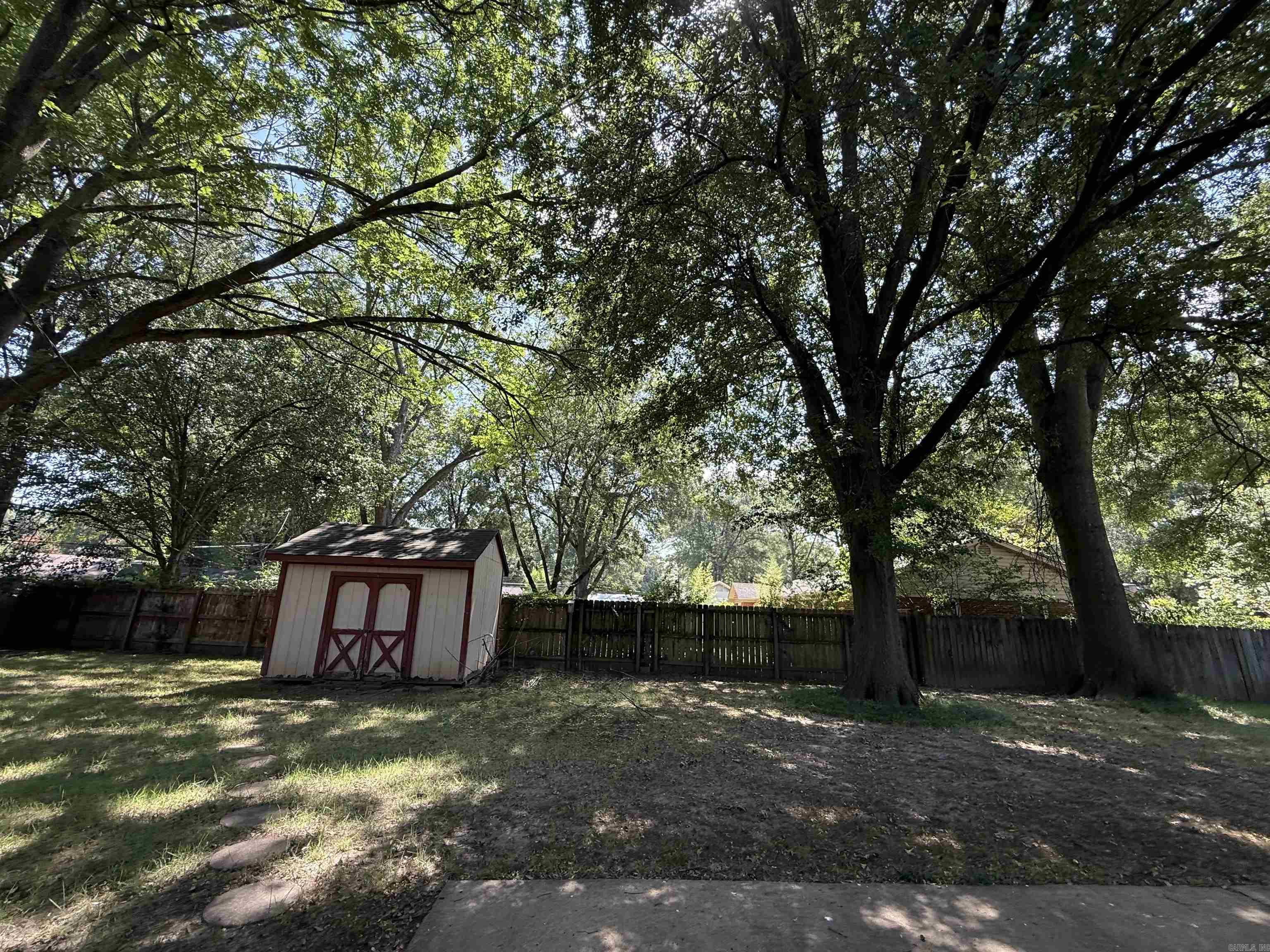 1005 Cherry Lane Property Photo 23