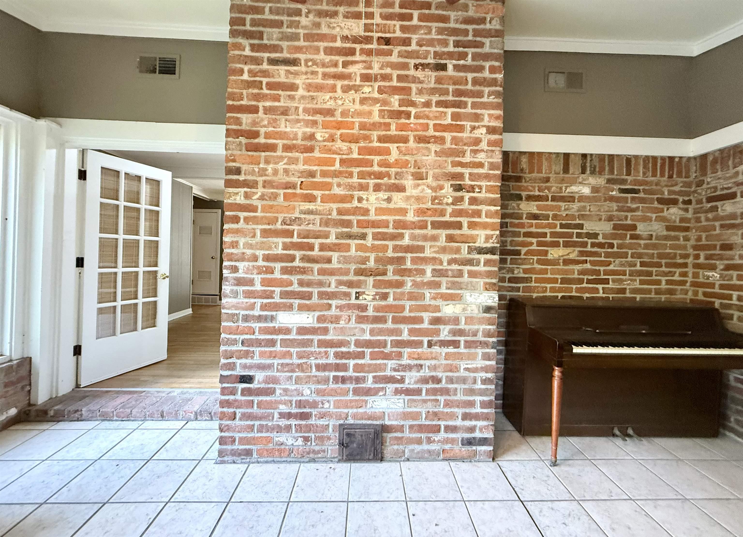 1005 Cherry Lane Property Photo 27