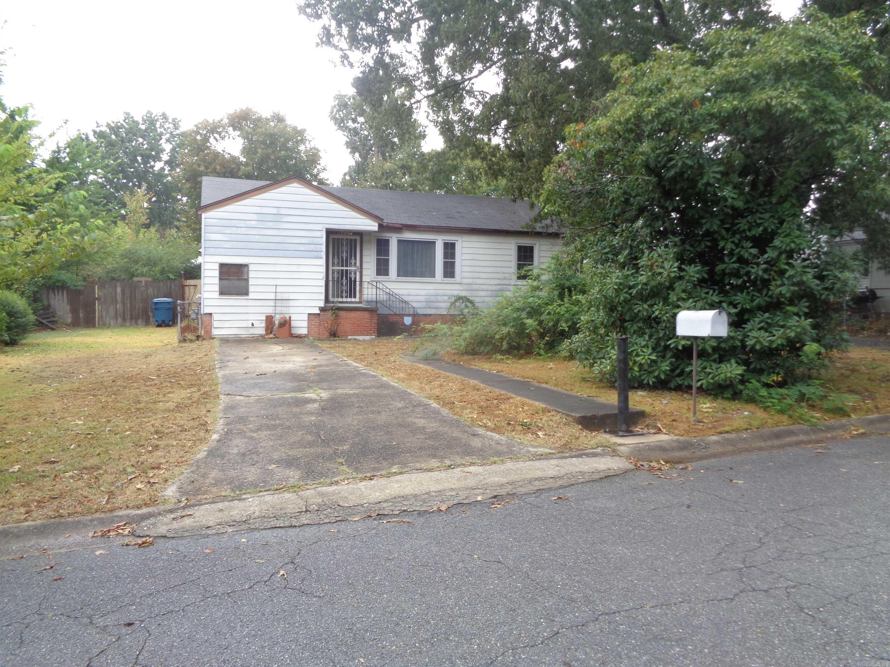 1708 Montclair Drive Property Photo 1