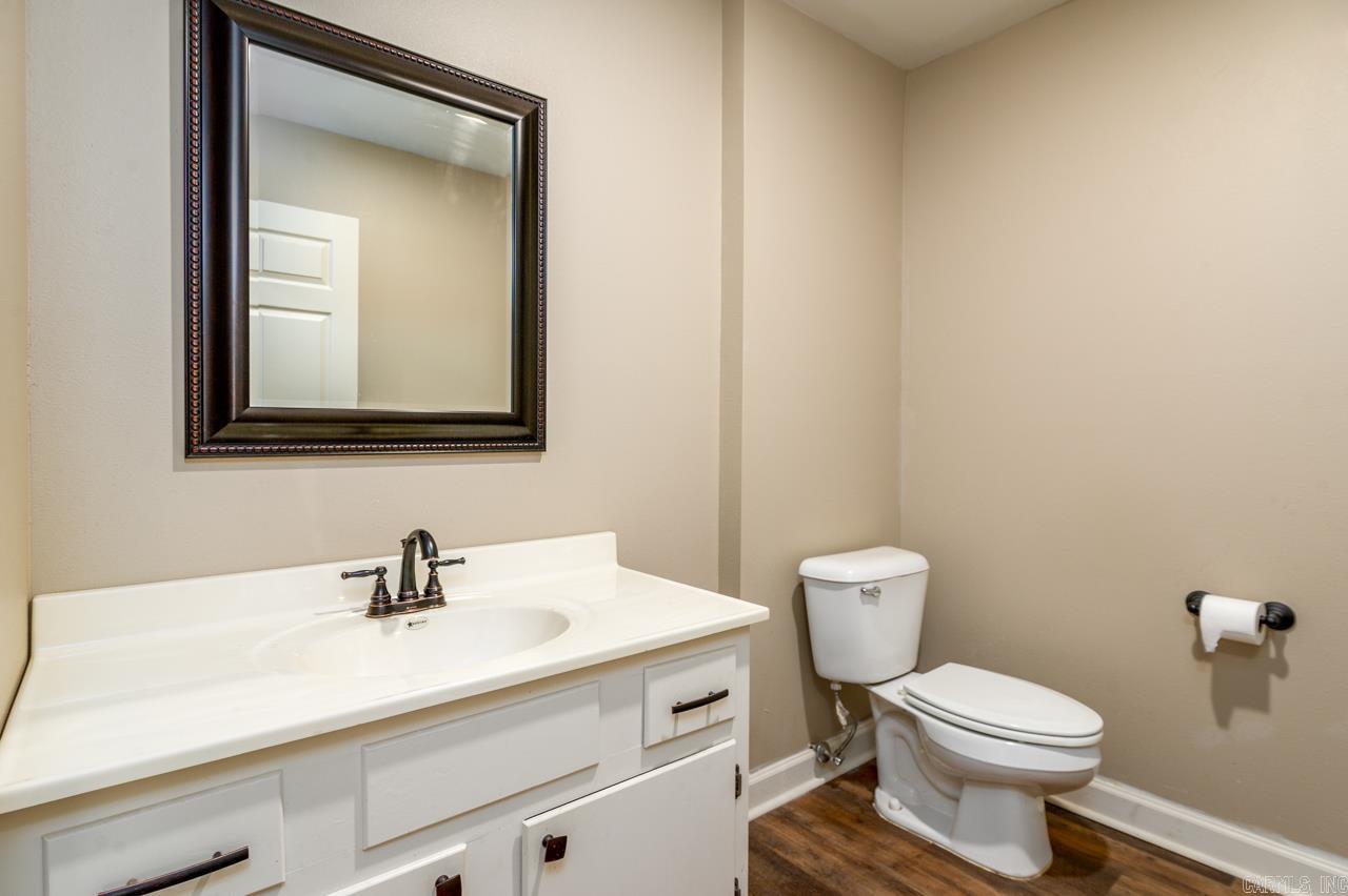 11 Diamond Ice Property Photo 12