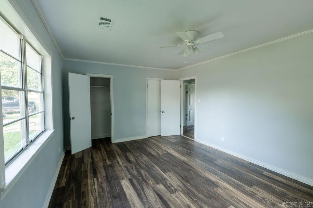 206 E Spring Street Property Photo 22