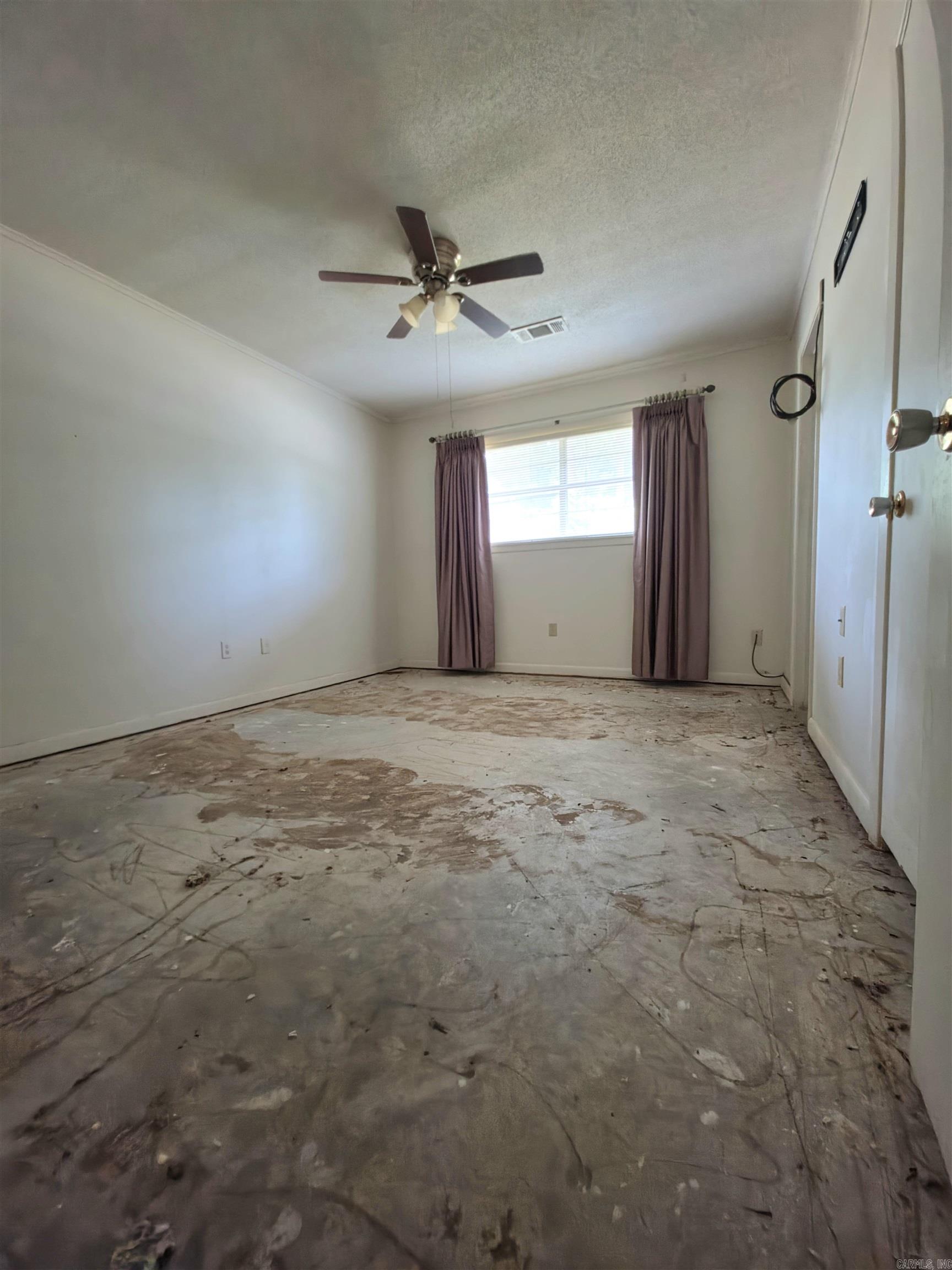 1208 Crestwood Dr Property Photo 14
