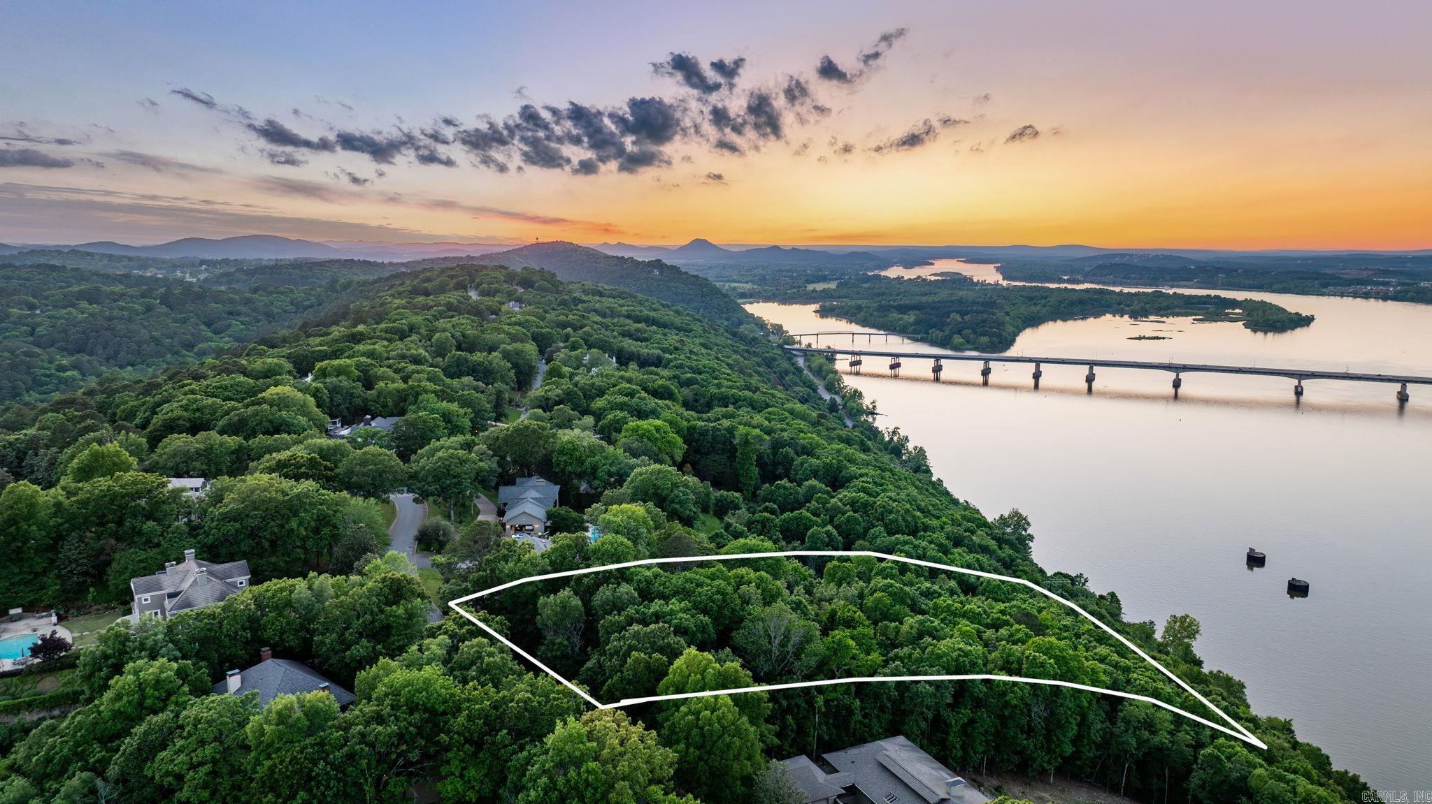 6 River View Point Property Photo 1