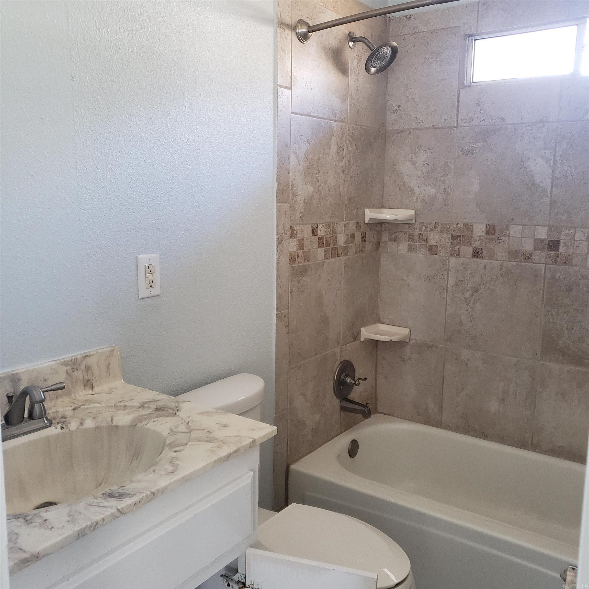200 Braden Street Property Photo 6