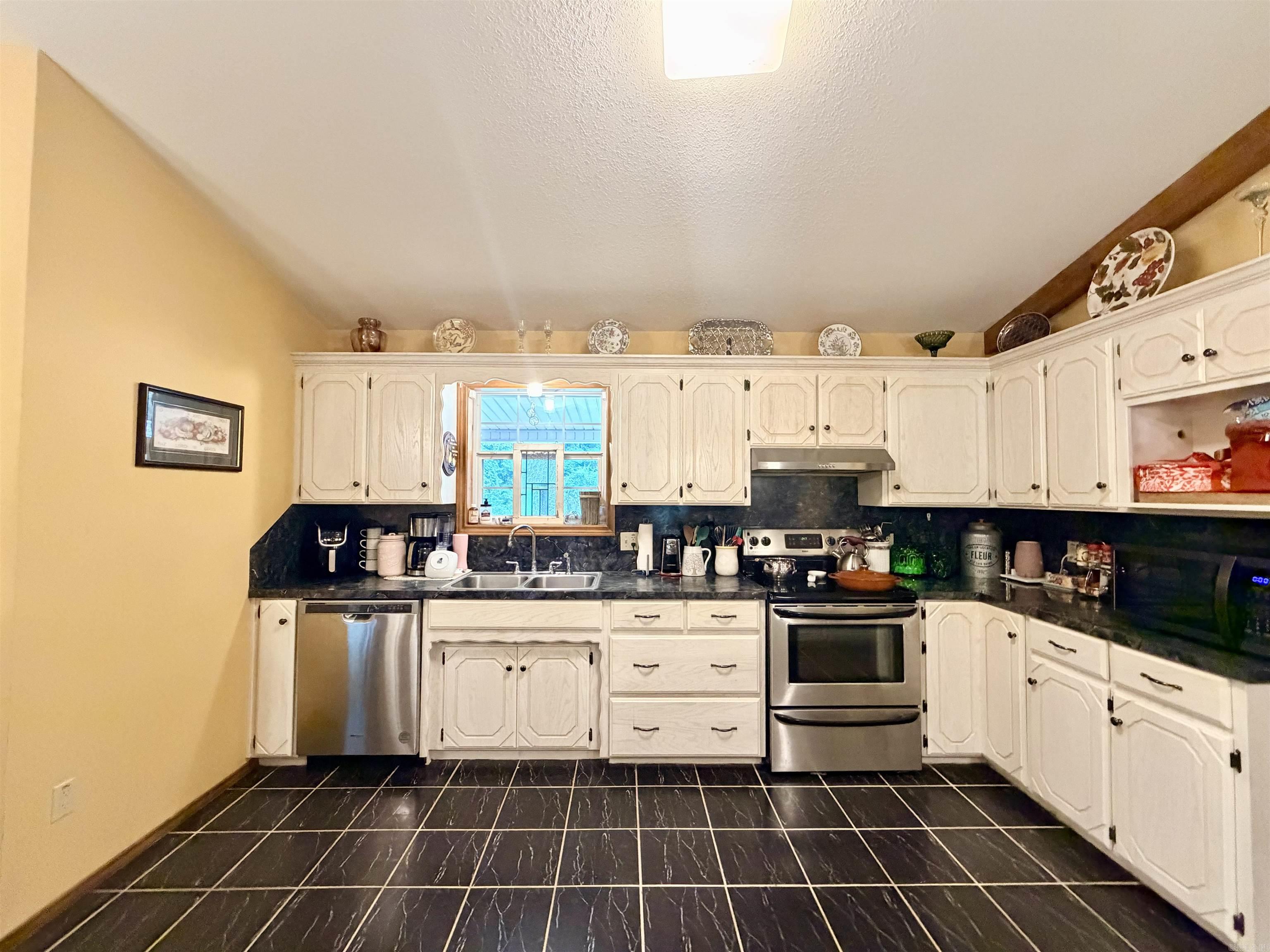 120 Mcwhorter Road Property Photo 14
