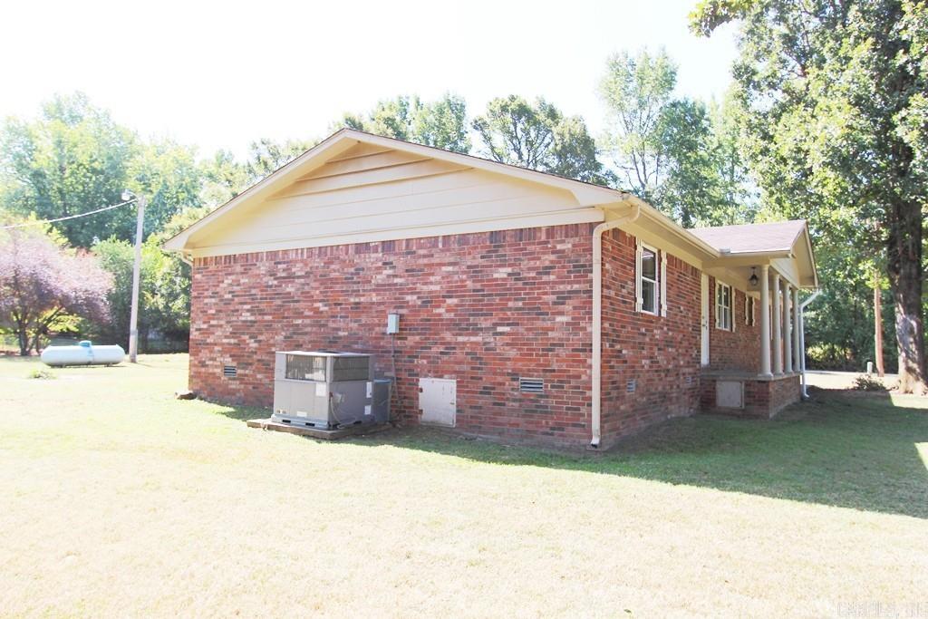 9 Jarman Lane Property Photo 3
