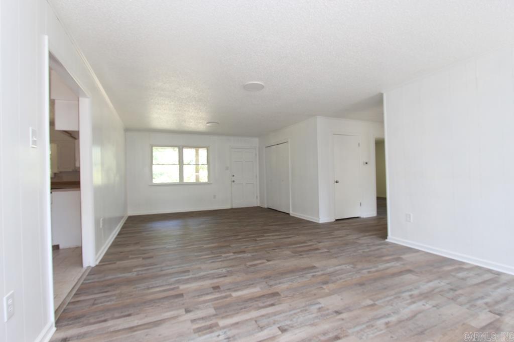 9 Jarman Lane Property Photo 15