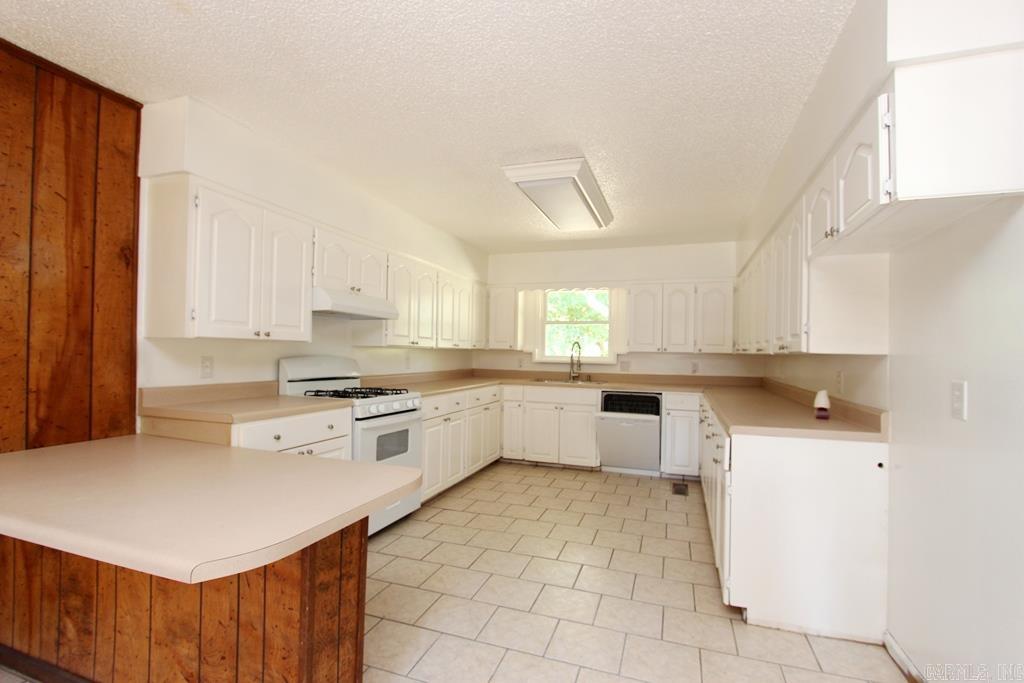 9 Jarman Lane Property Photo 16