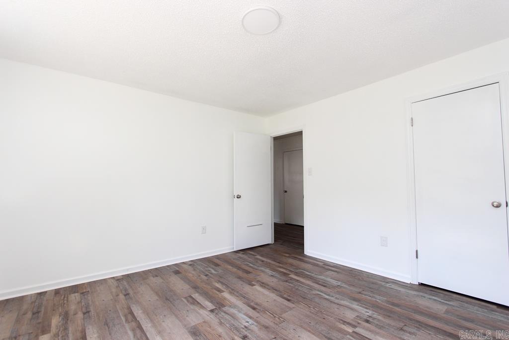 9 Jarman Lane Property Photo 27