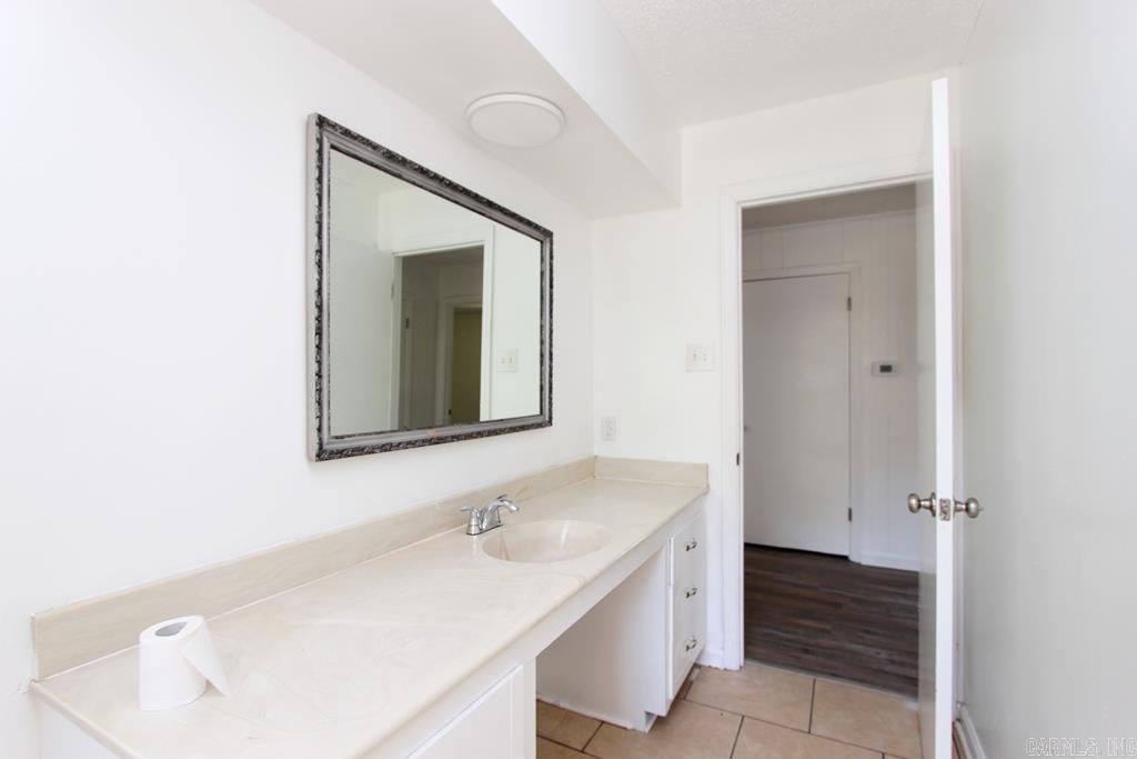 9 Jarman Lane Property Photo 30