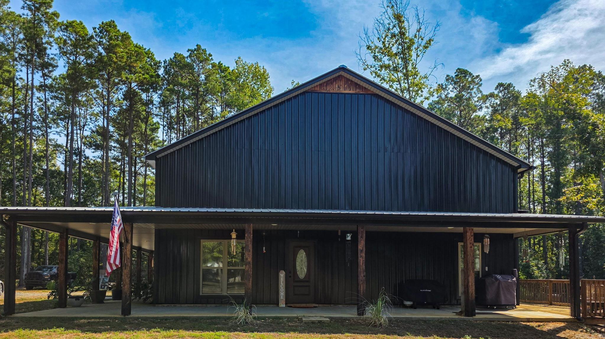 1002 County Rd 9 Property Photo 1