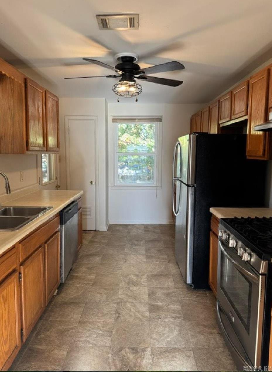 4002 W Berkley Property Photo 9