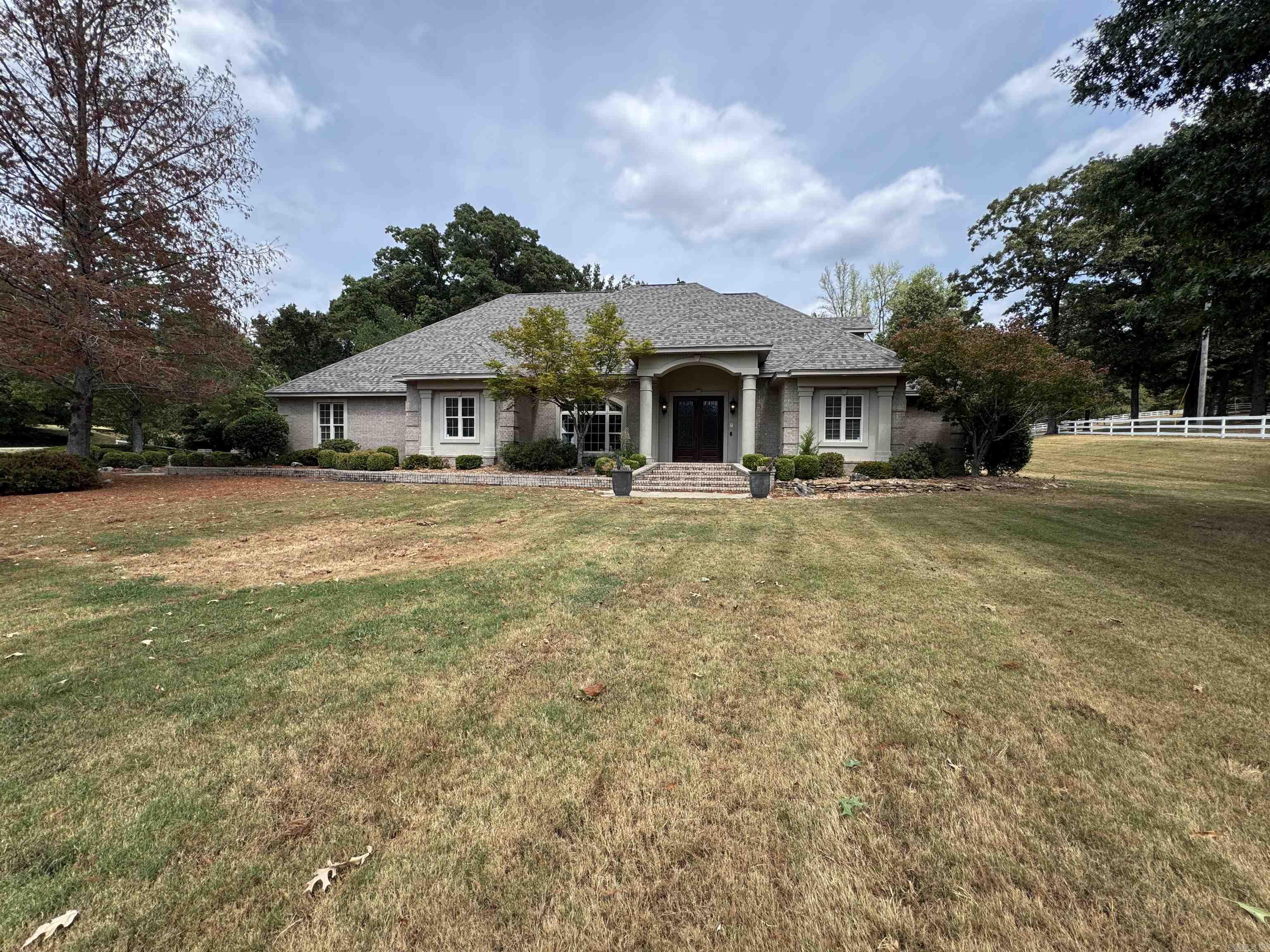 1228 W Lawson Property Photo 1