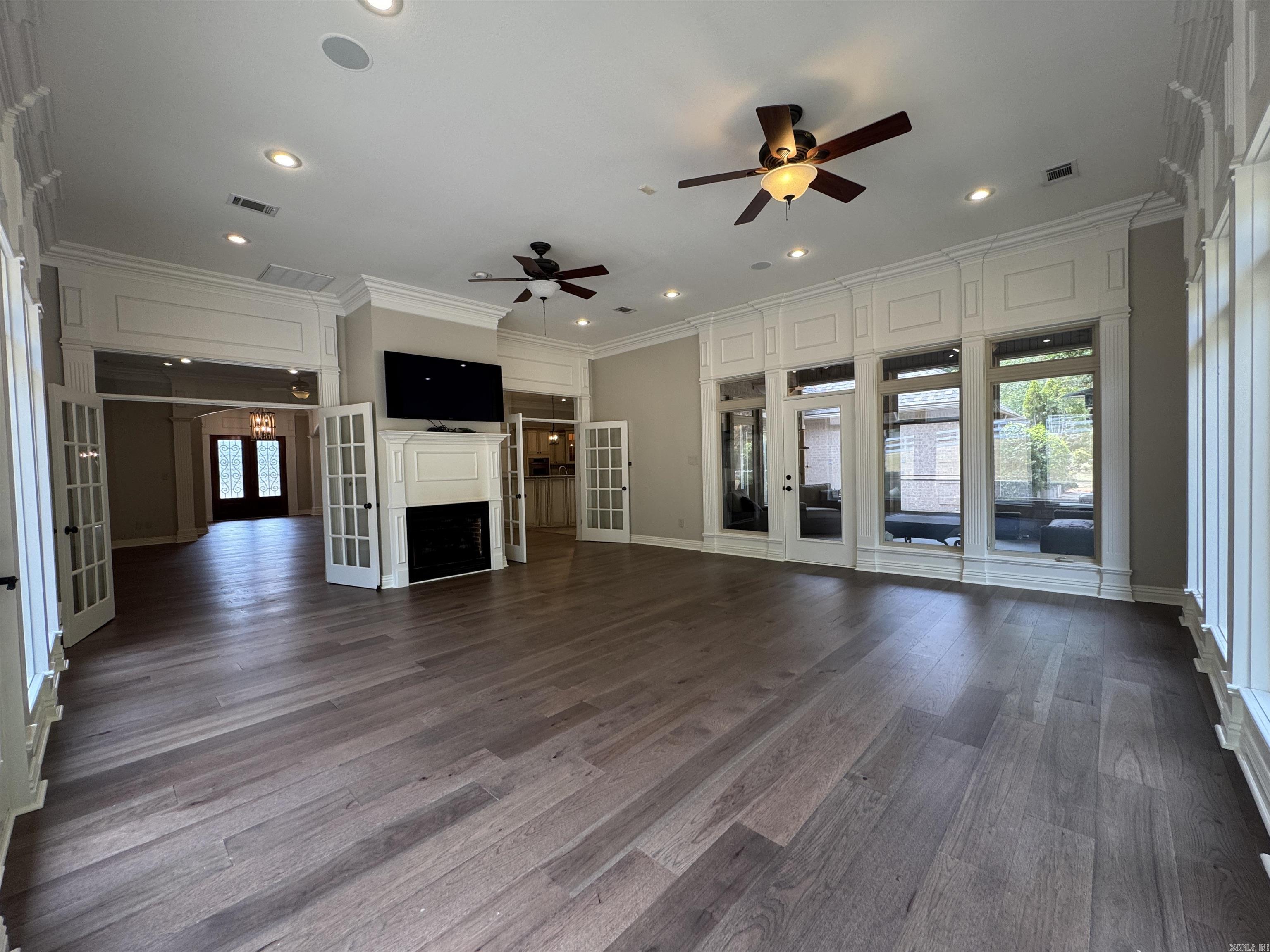 1228 W Lawson Property Photo 20