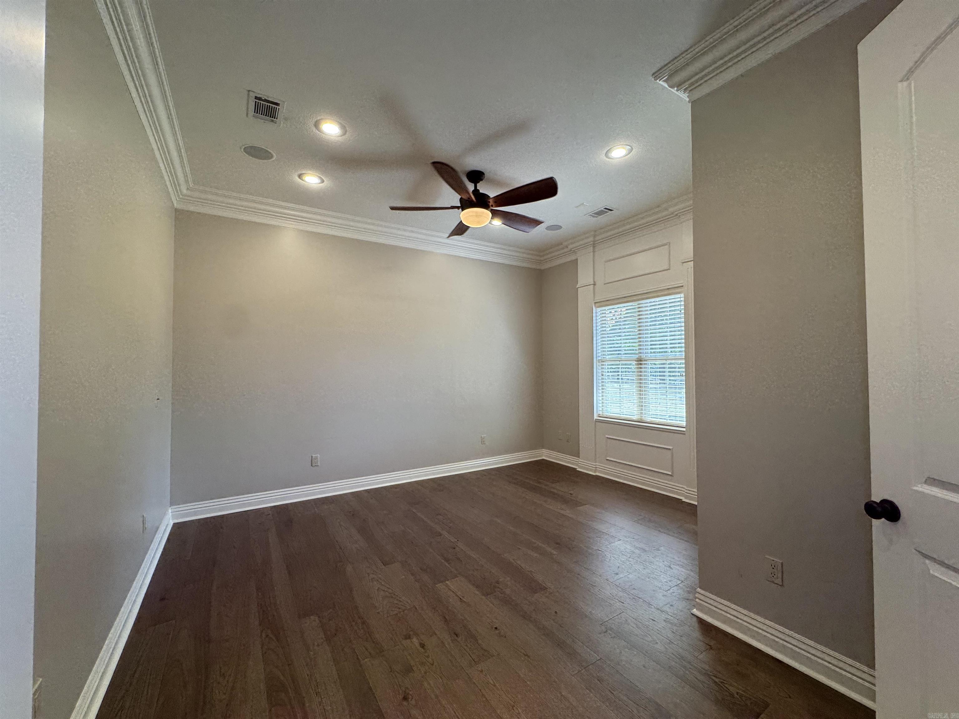 1228 W Lawson Property Photo 38