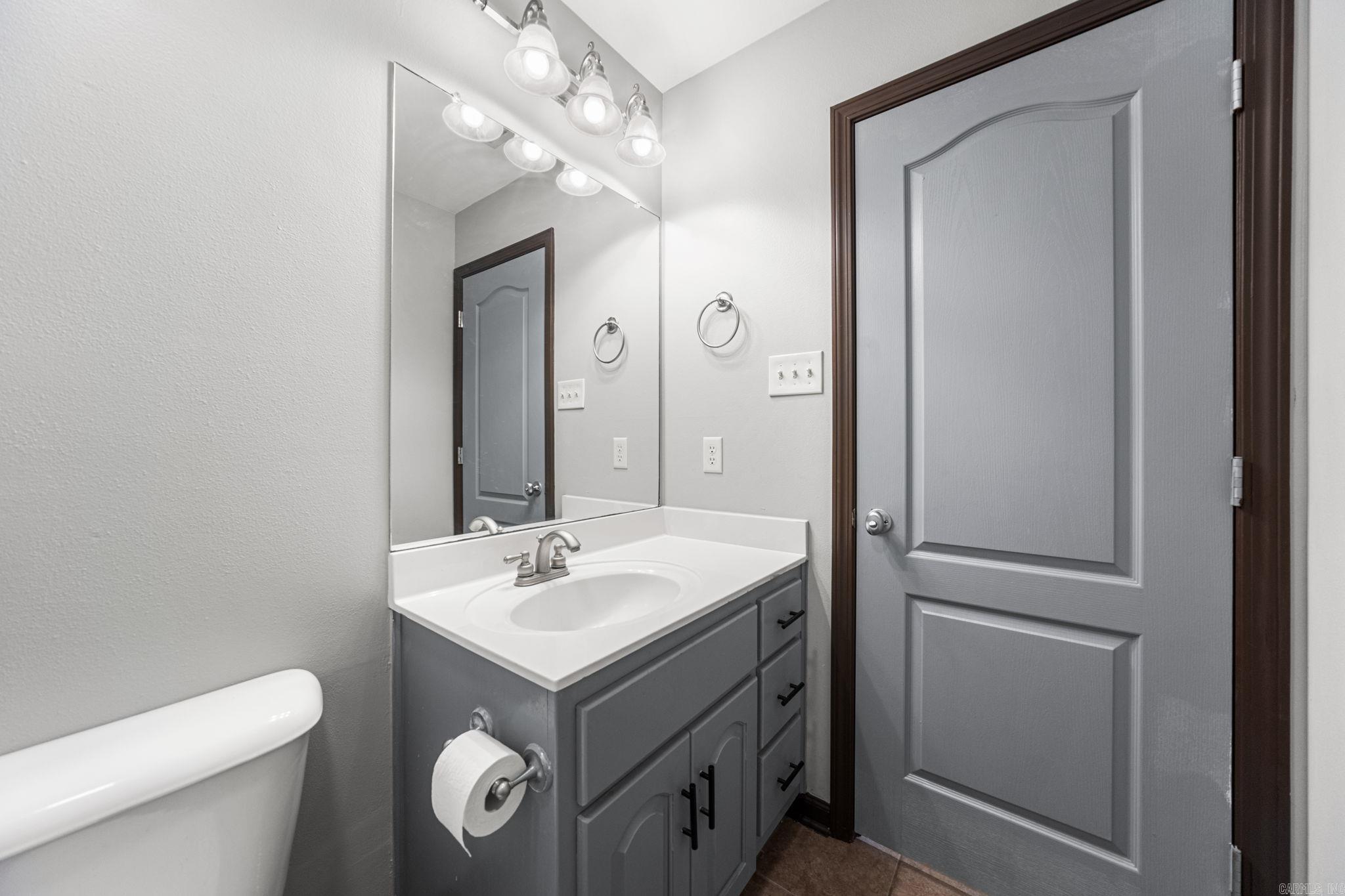 2422 Bluestone Dr Property Photo 20