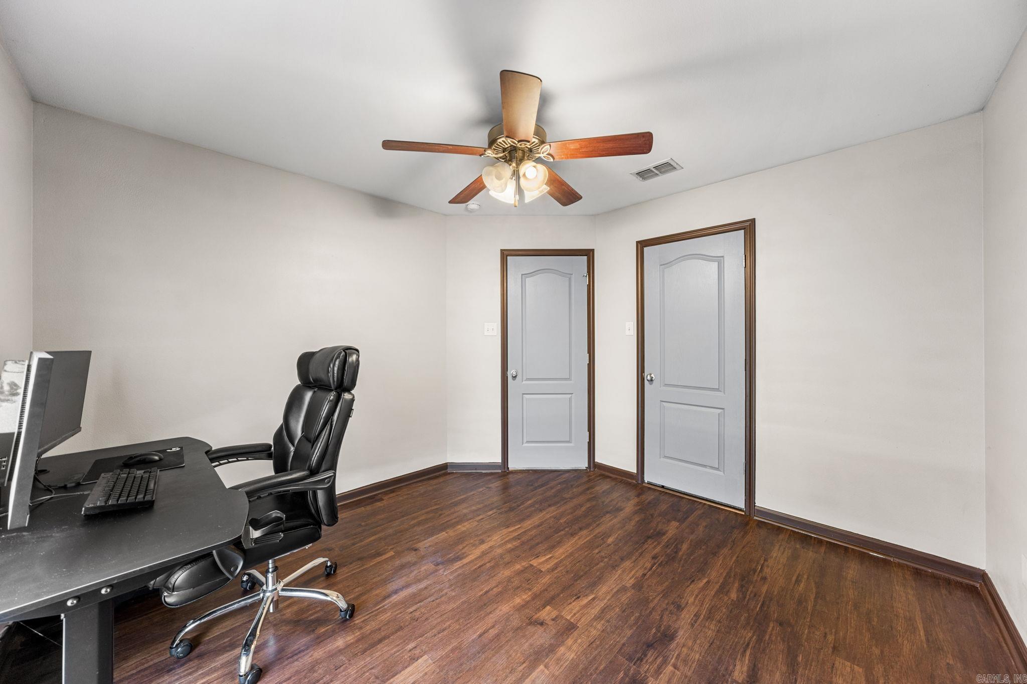 2422 Bluestone Dr Property Photo 22