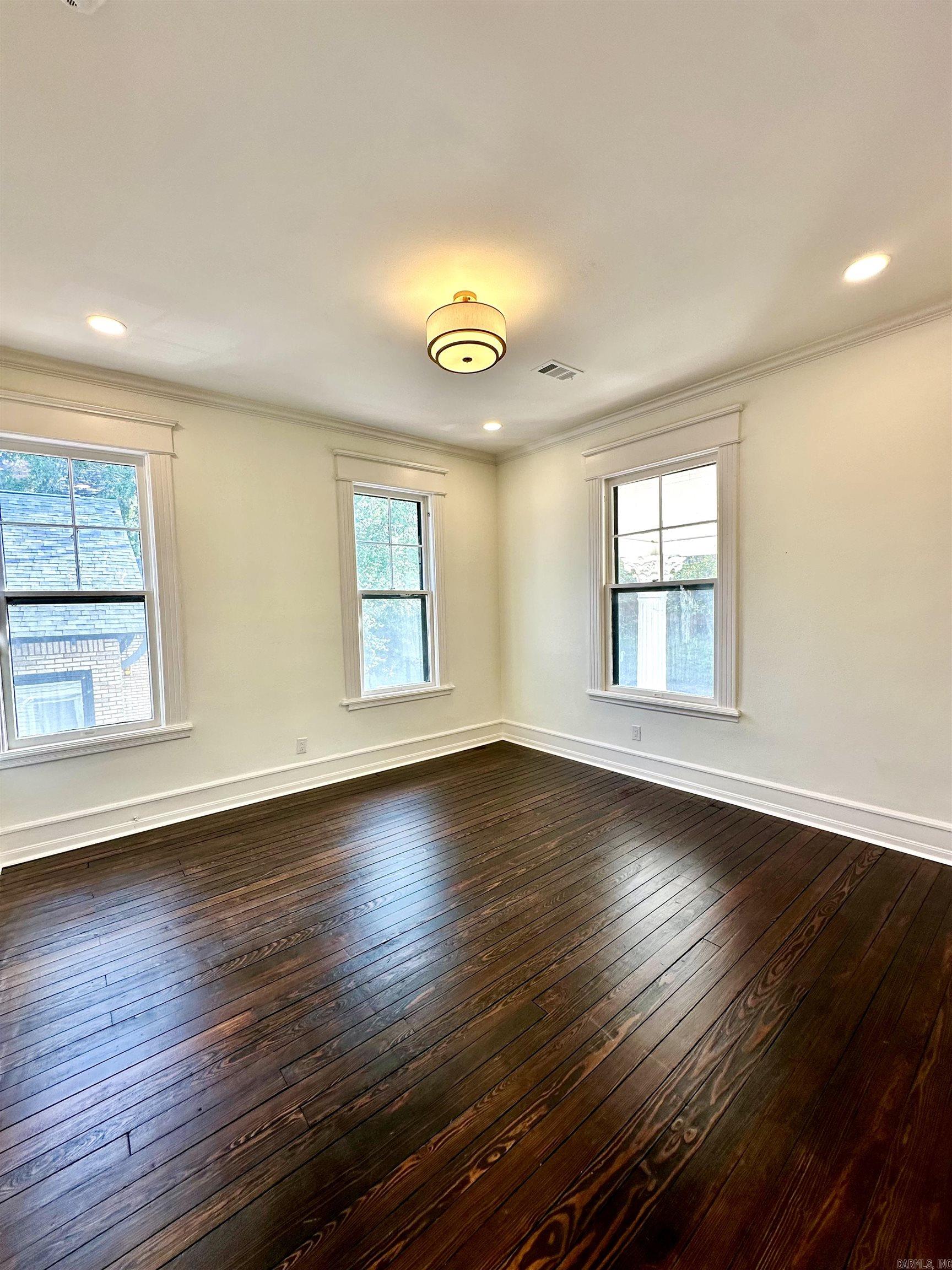 1605 Center Street Property Photo 16