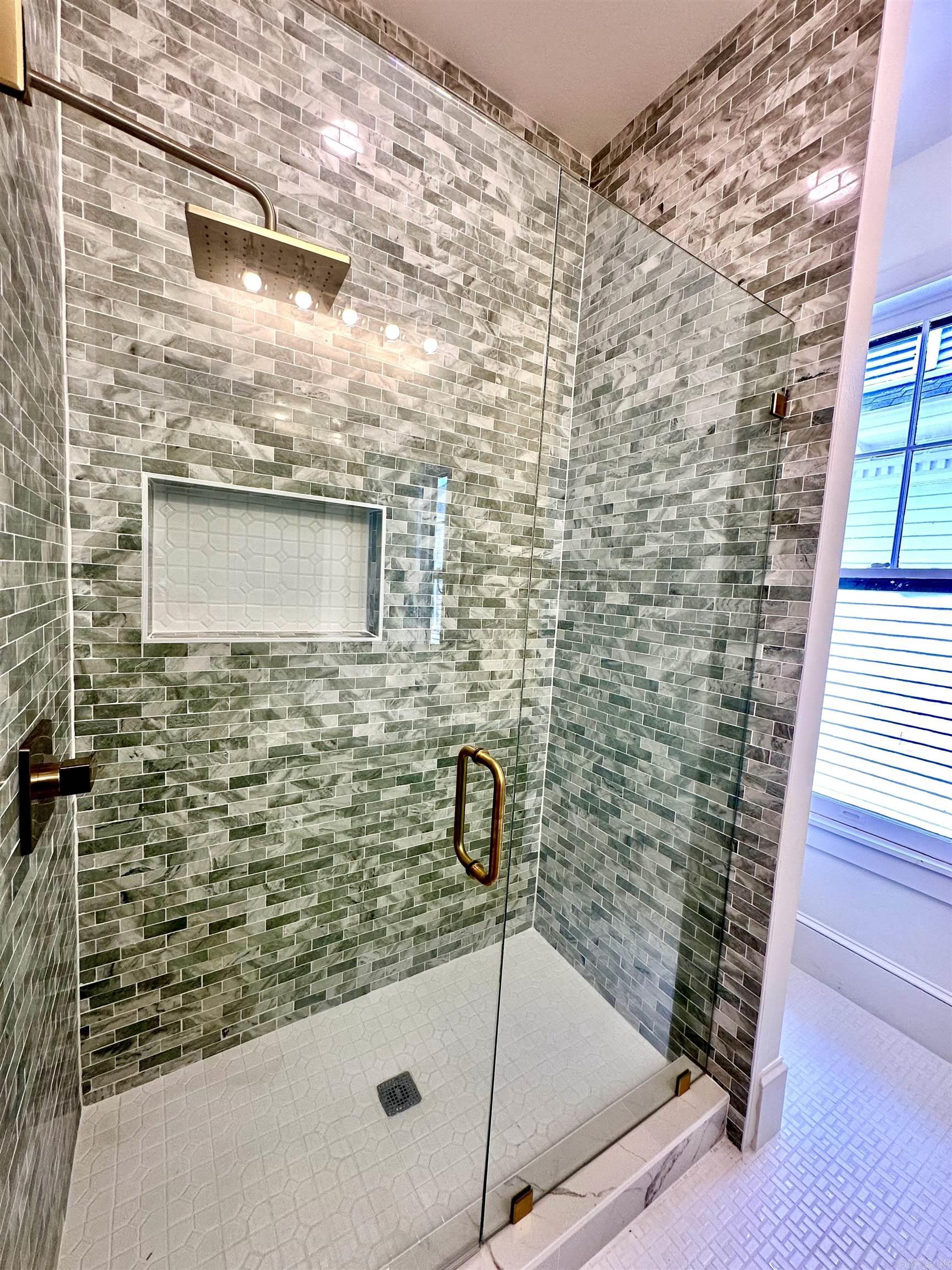 1605 Center Street Property Photo 21