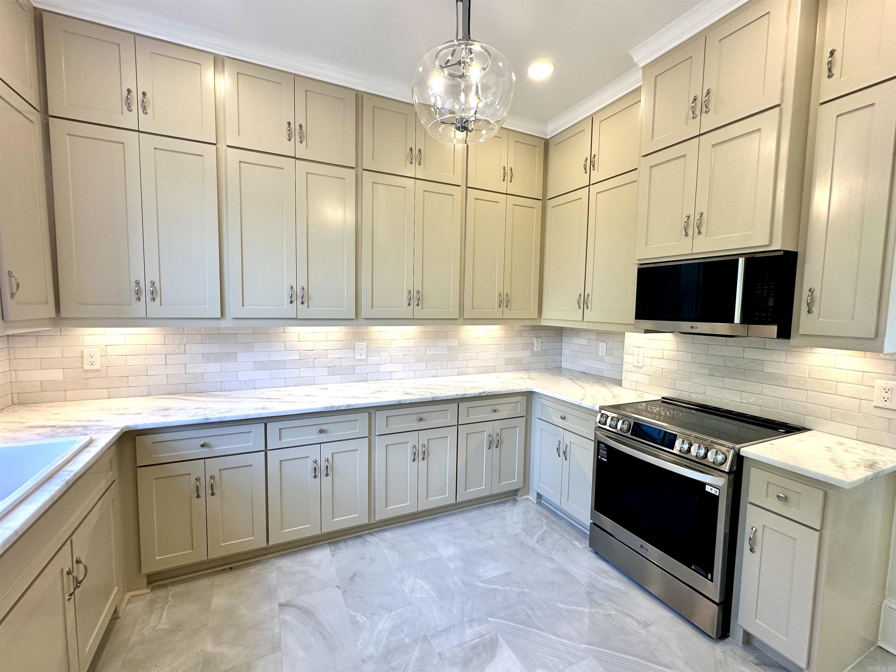 1601 Center Street Property Photo 12