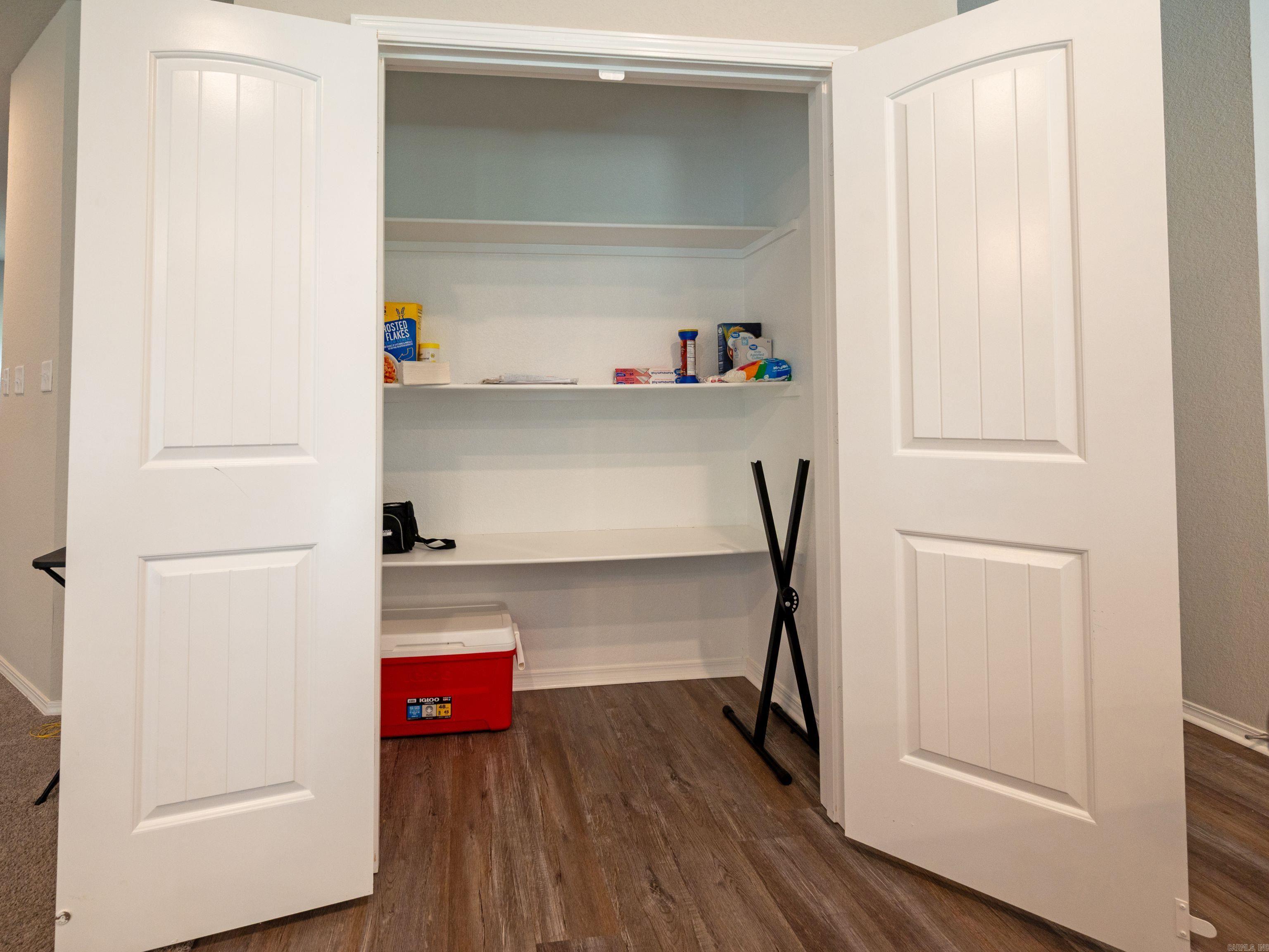 1530 Carillon Lane Property Photo 8
