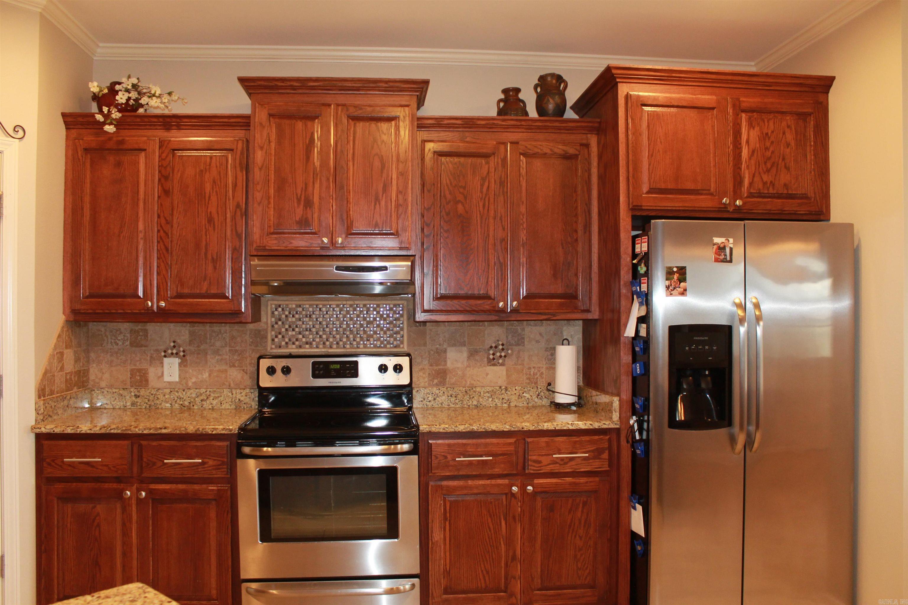 464 Augusta Drive Property Photo 7