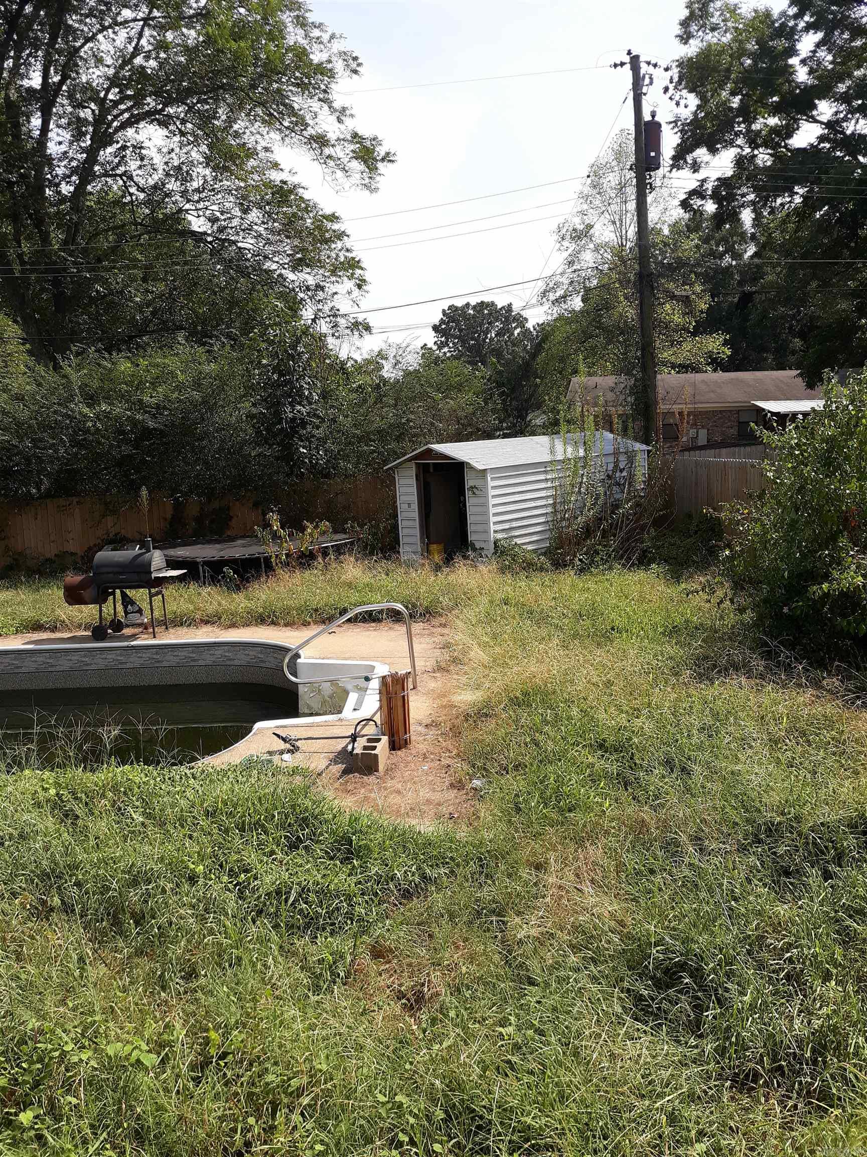 309 Neal Property Photo 19