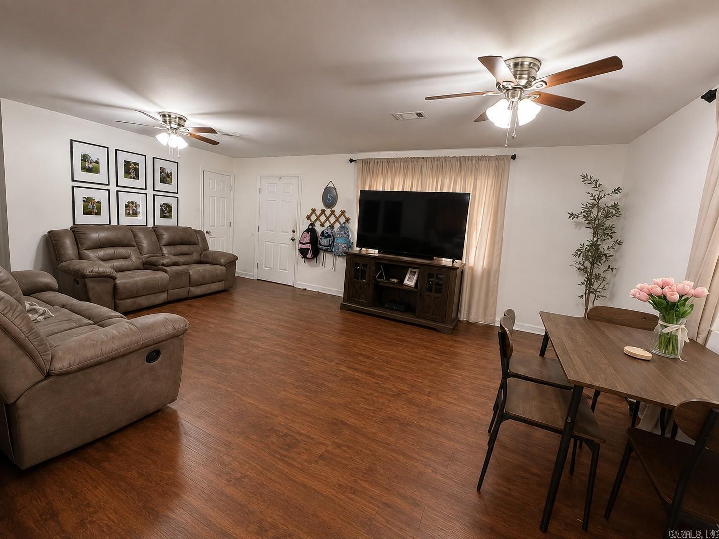 202 N Spain Property Photo 4