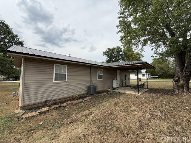 202 N Spain Property Photo 15