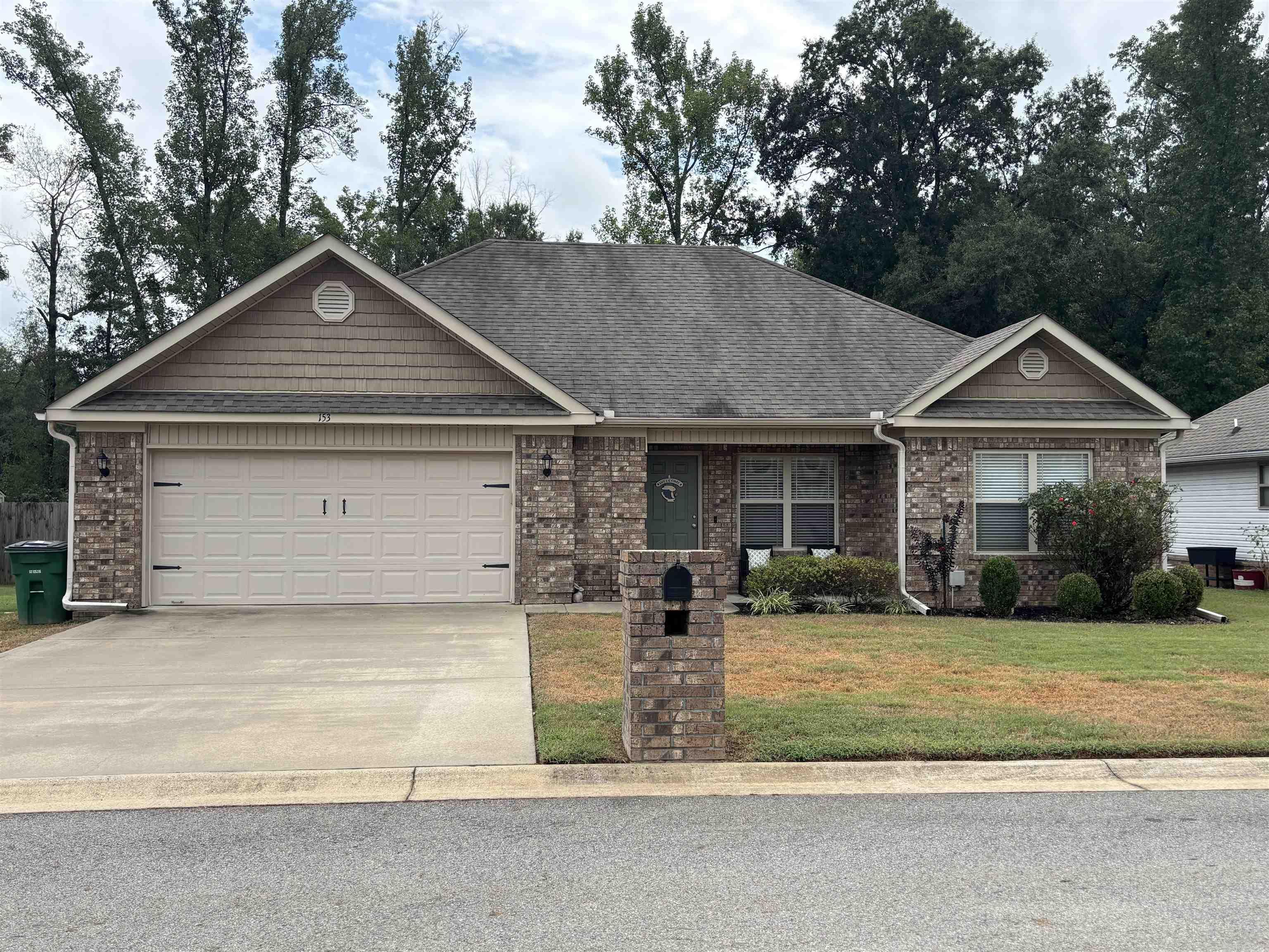 153 Meadow Drive Property Photo 1