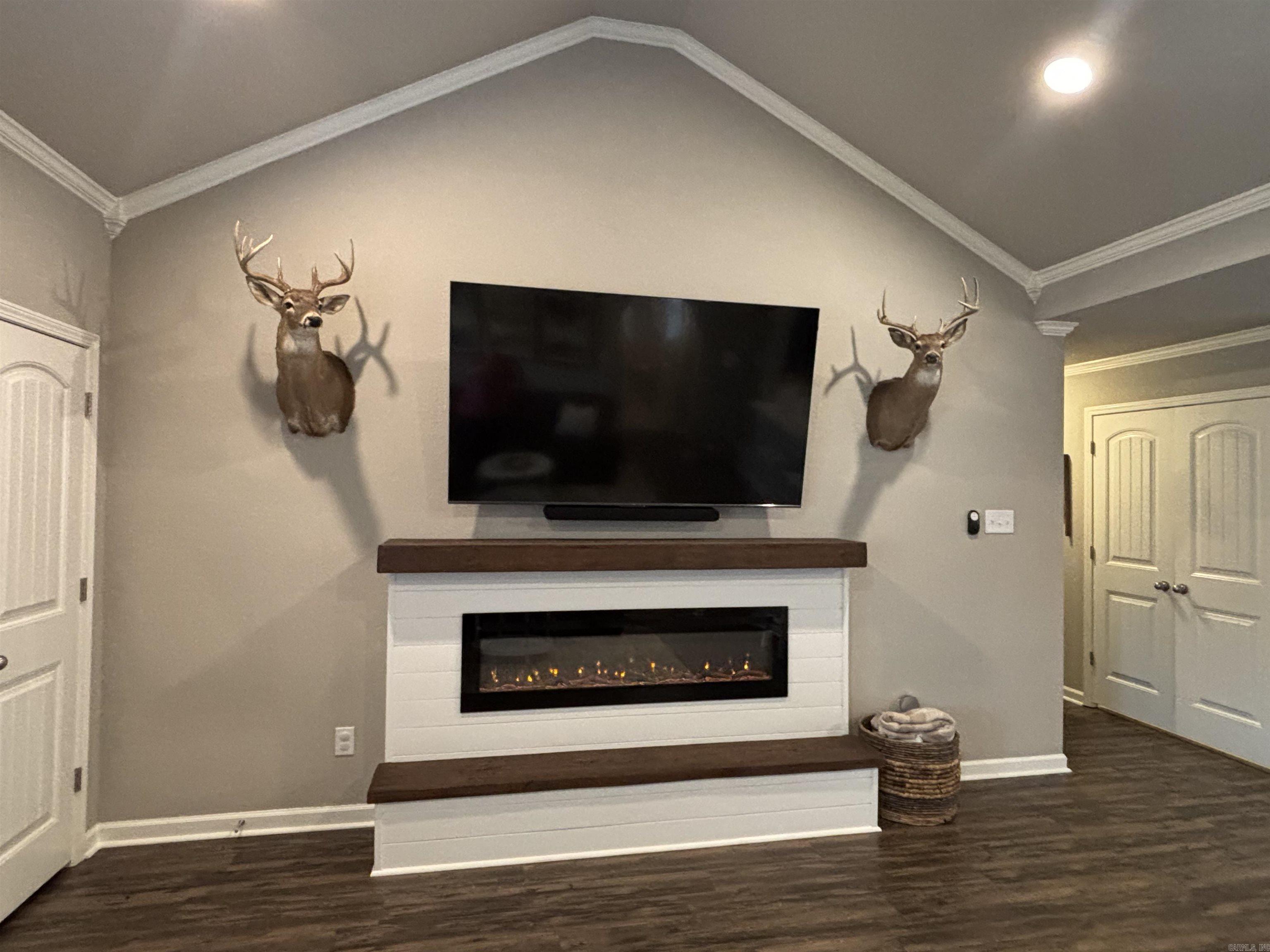 153 Meadow Drive Property Photo 2