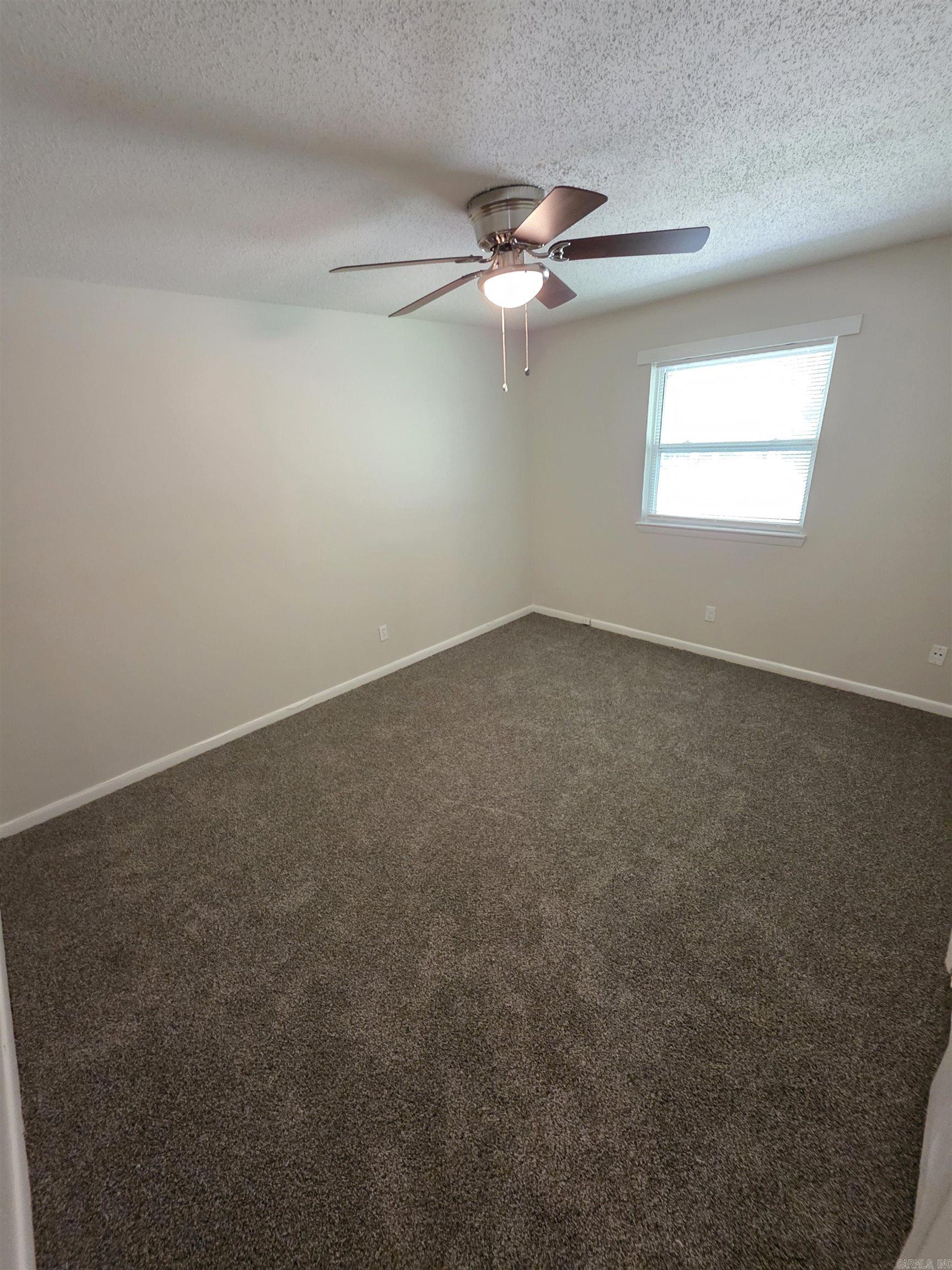 23 E Laramie Drive B Property Photo 7