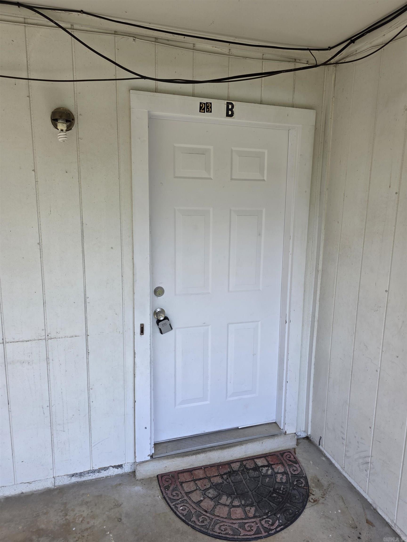 23 E Laramie Drive B Property Photo 10