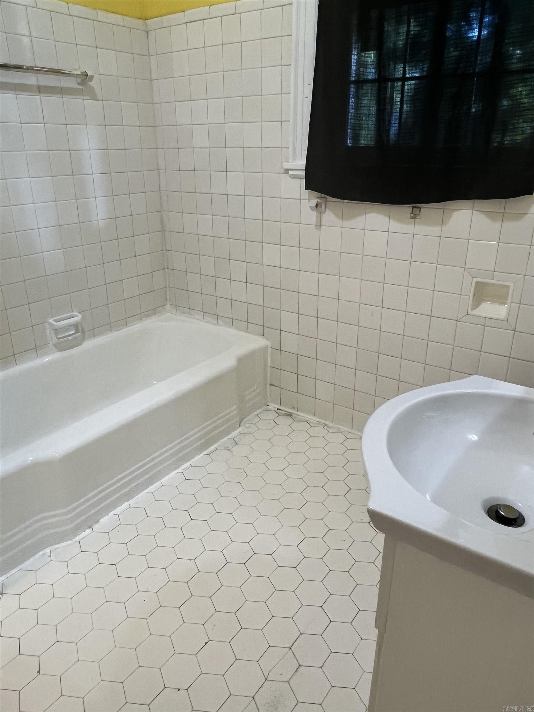 2501 S Cherry Street Property Photo 17