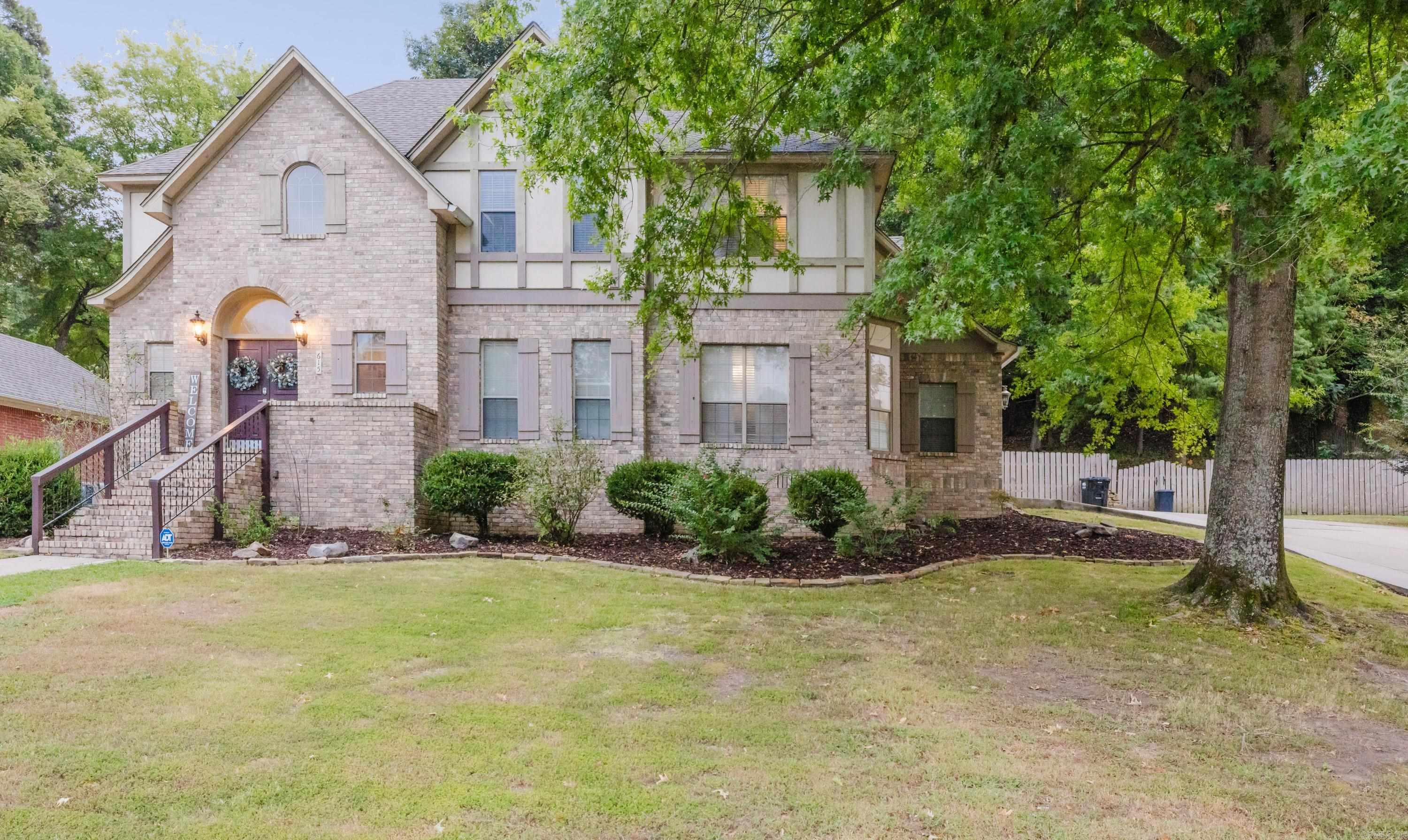 615 Miller Cove Property Photo 3