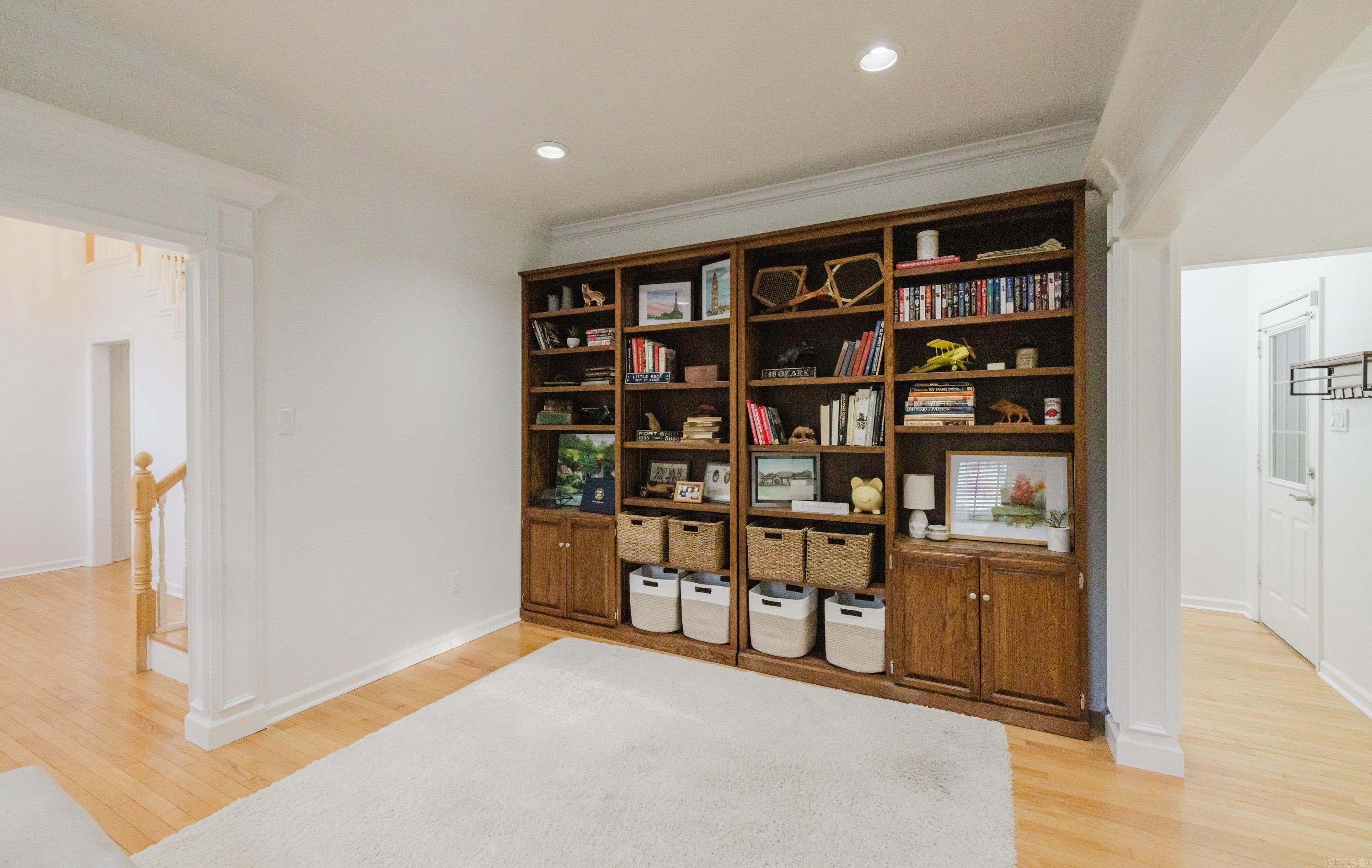 615 Miller Cove Property Photo 11