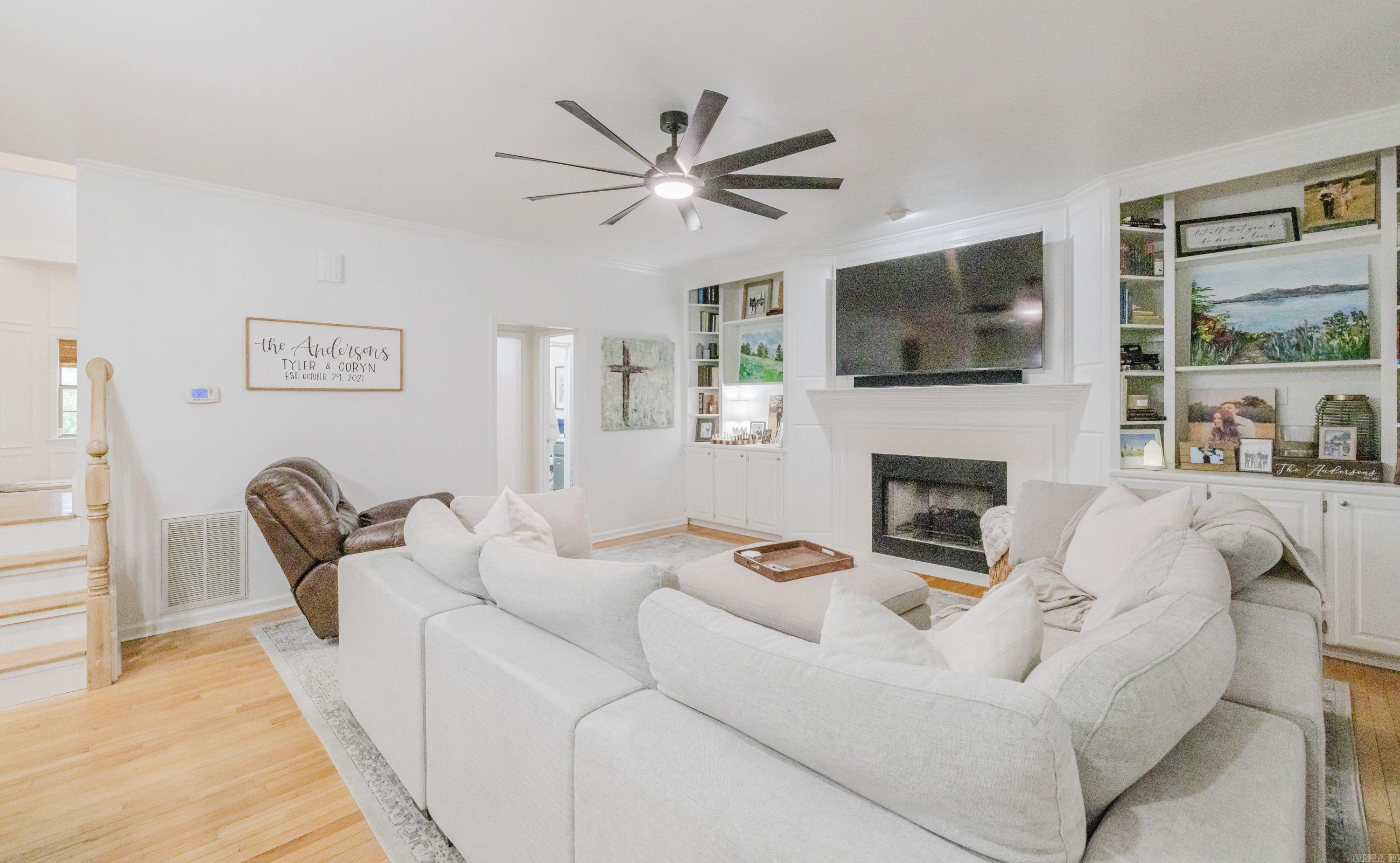615 Miller Cove Property Photo 16