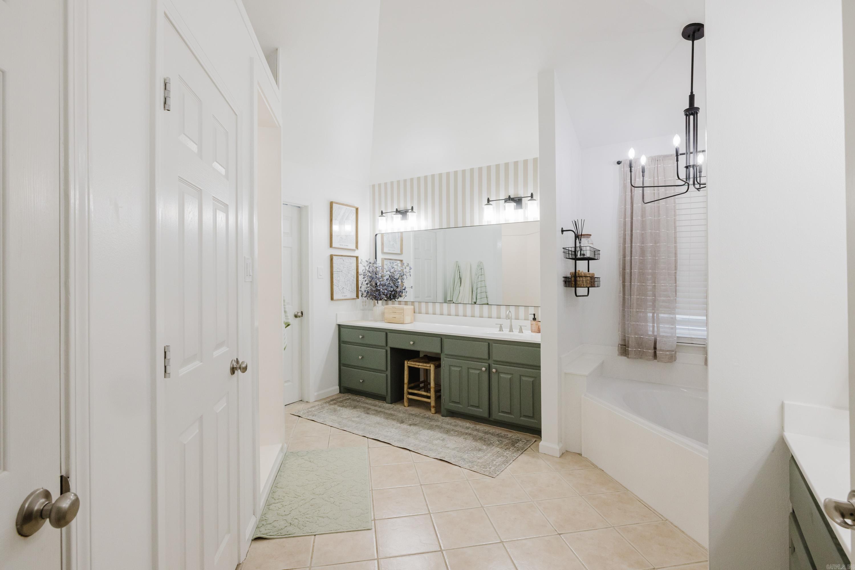 615 Miller Cove Property Photo 30
