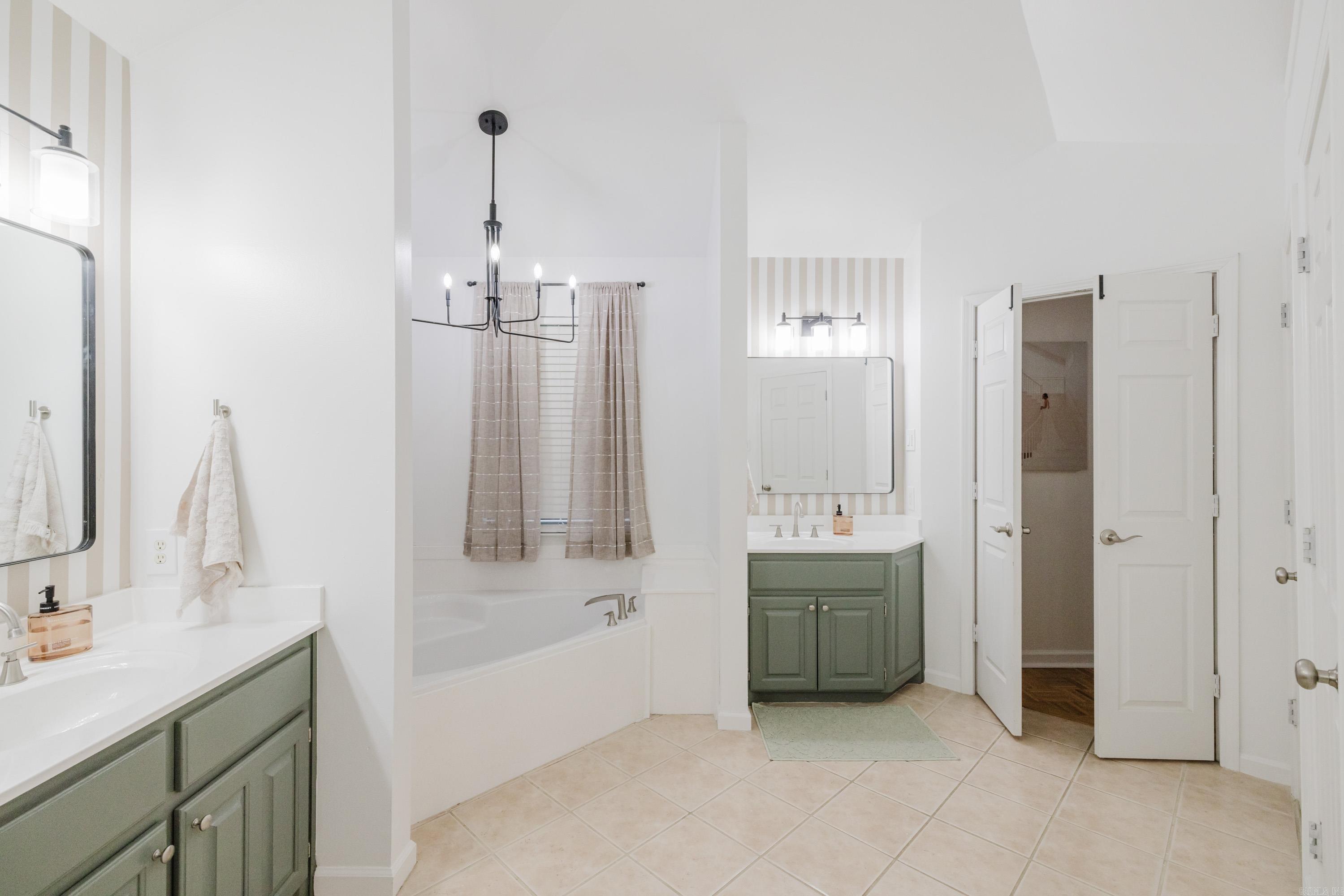 615 Miller Cove Property Photo 32