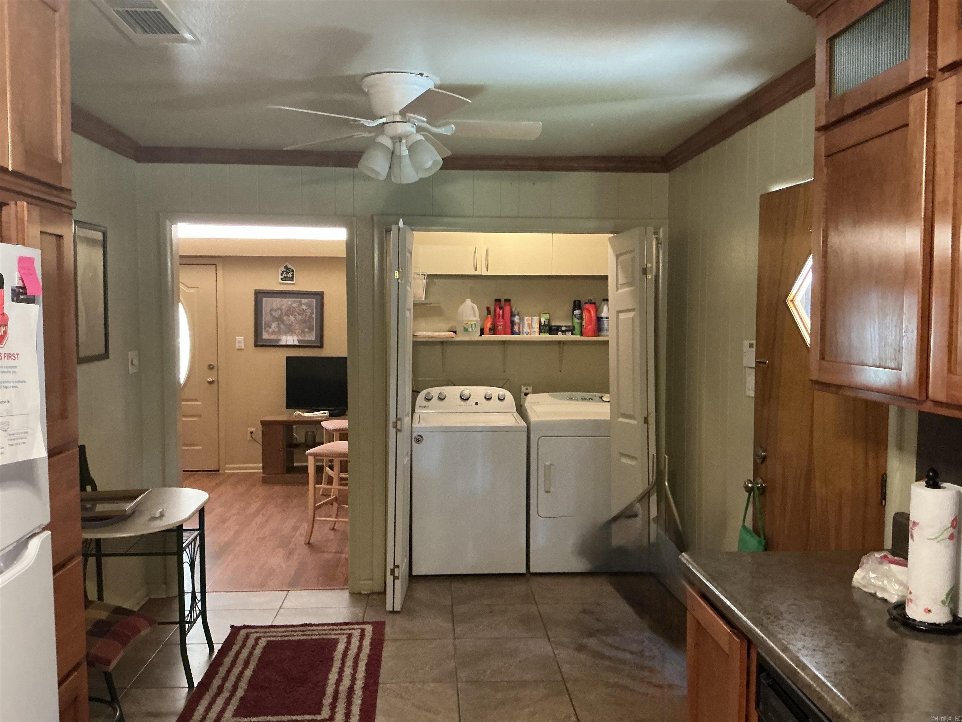 1200 E Bowles Street Property Photo 7
