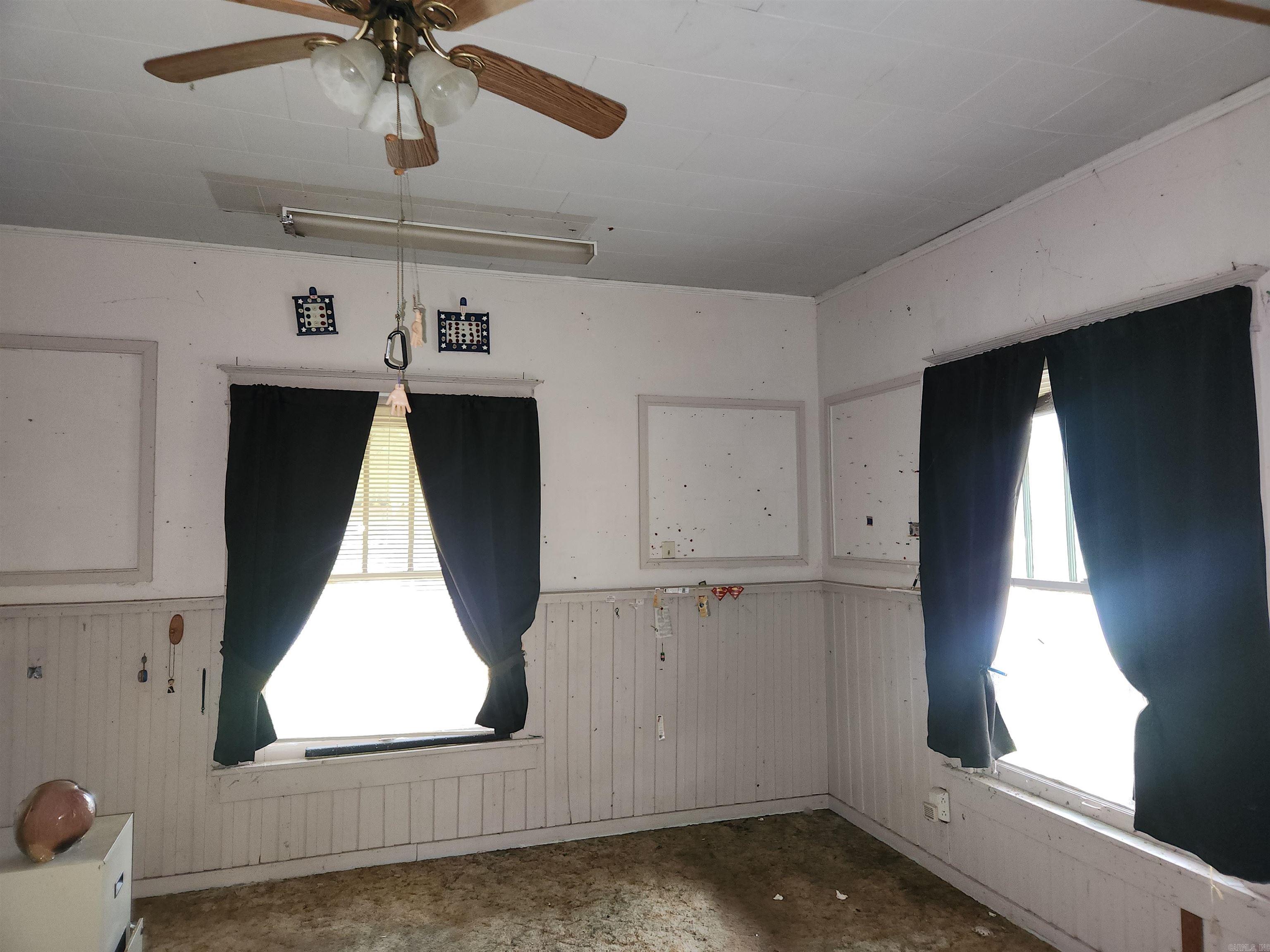 280 W Second St Street Property Photo 9