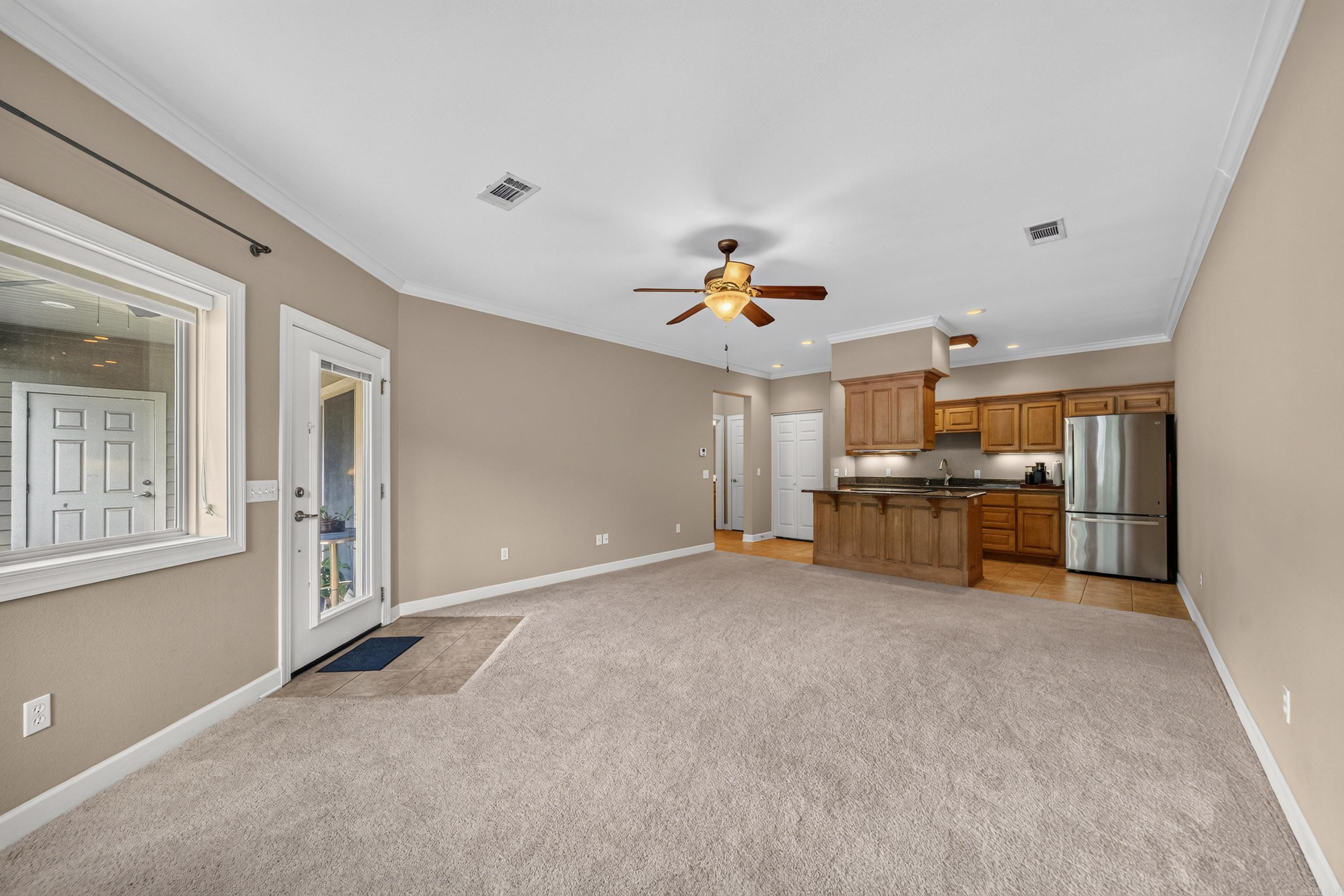640 Arkridge J5 Property Photo 20