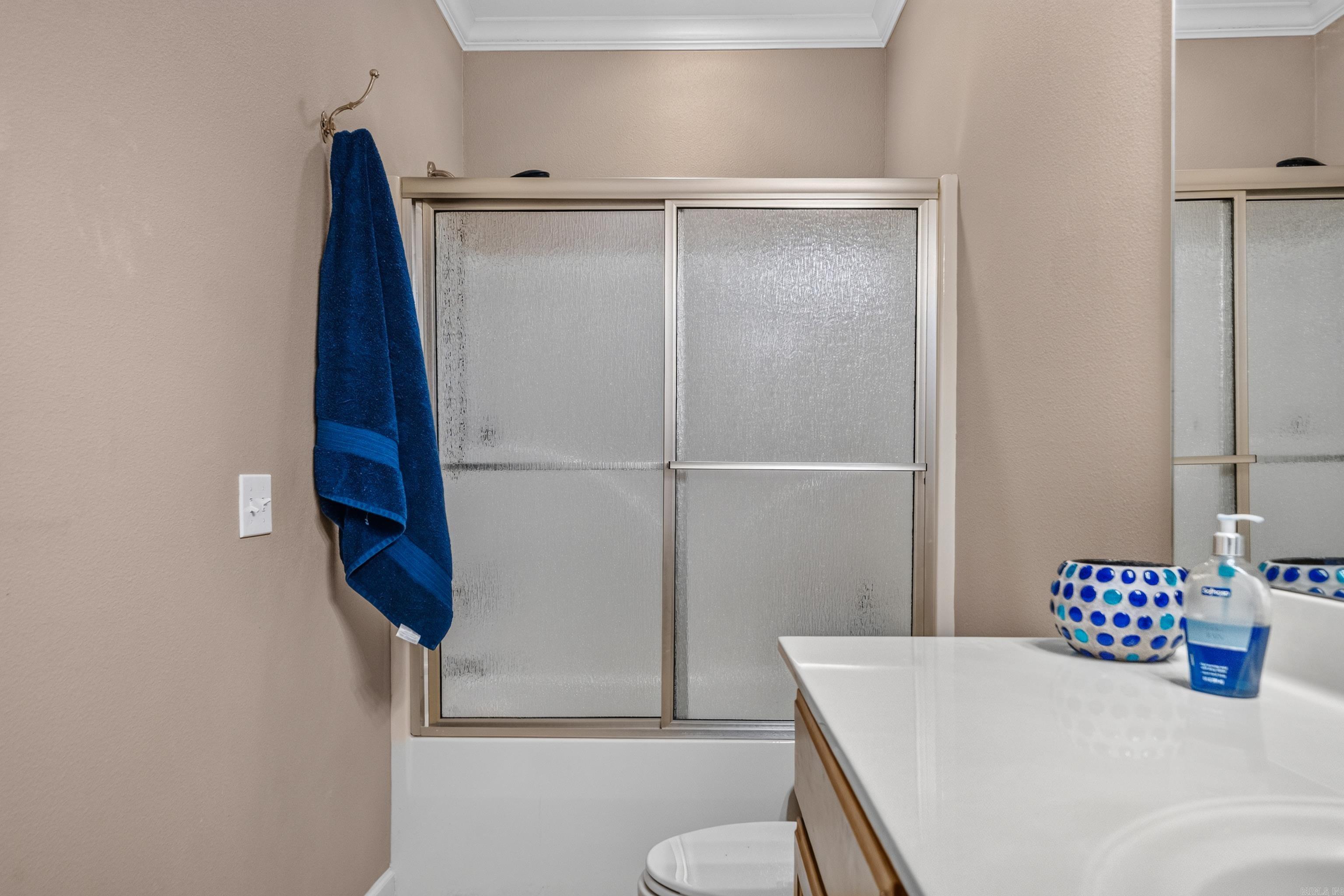 640 Arkridge J5 Property Photo 36