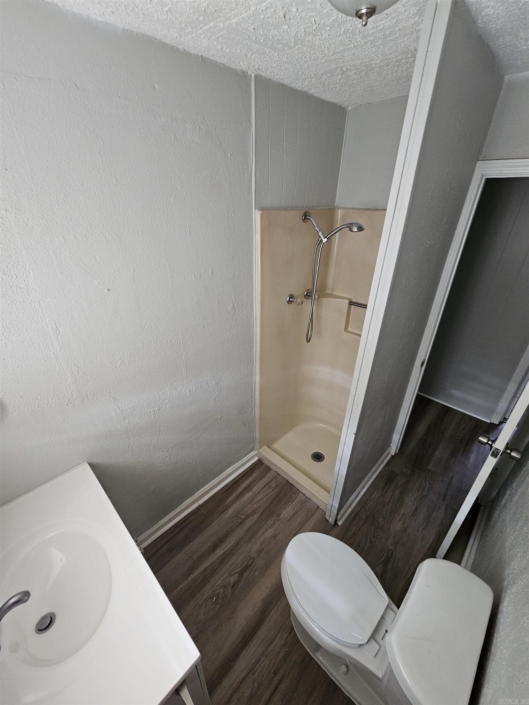 8315 Clearlake Drive Property Photo 9