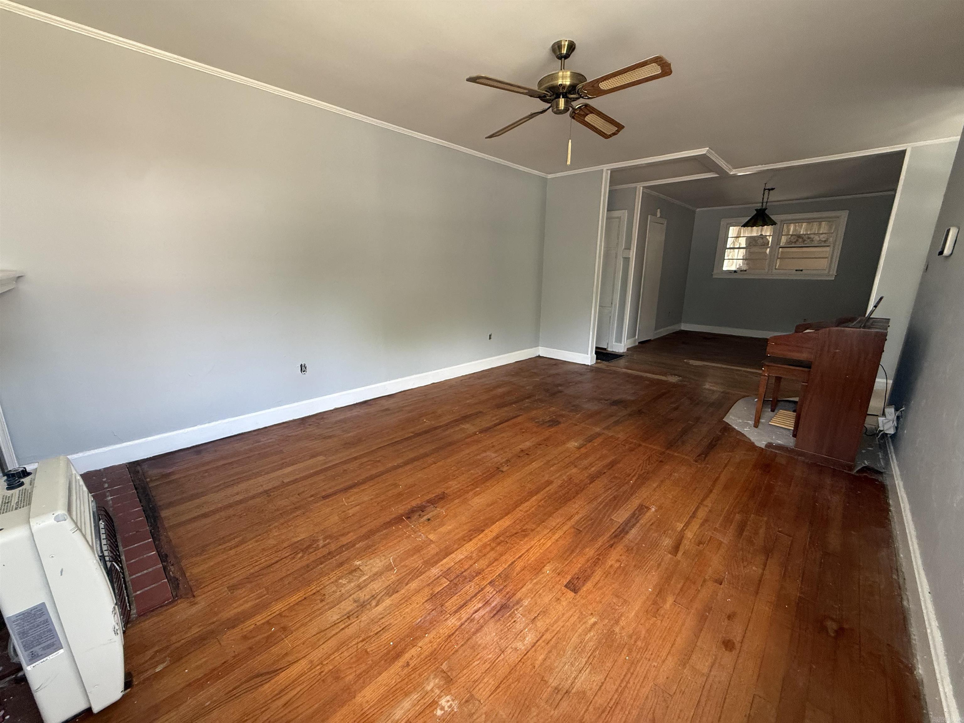 103 N College Street Property Photo 6