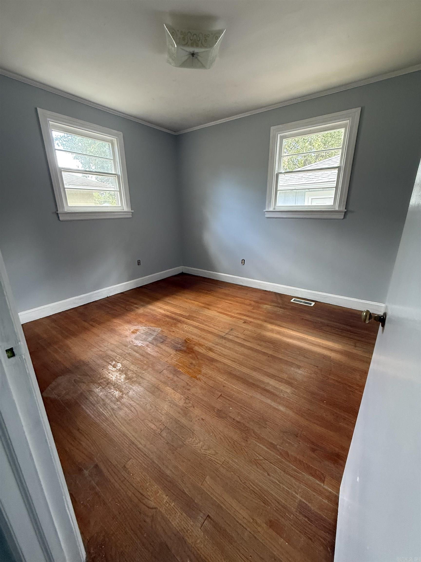 103 N College Street Property Photo 7