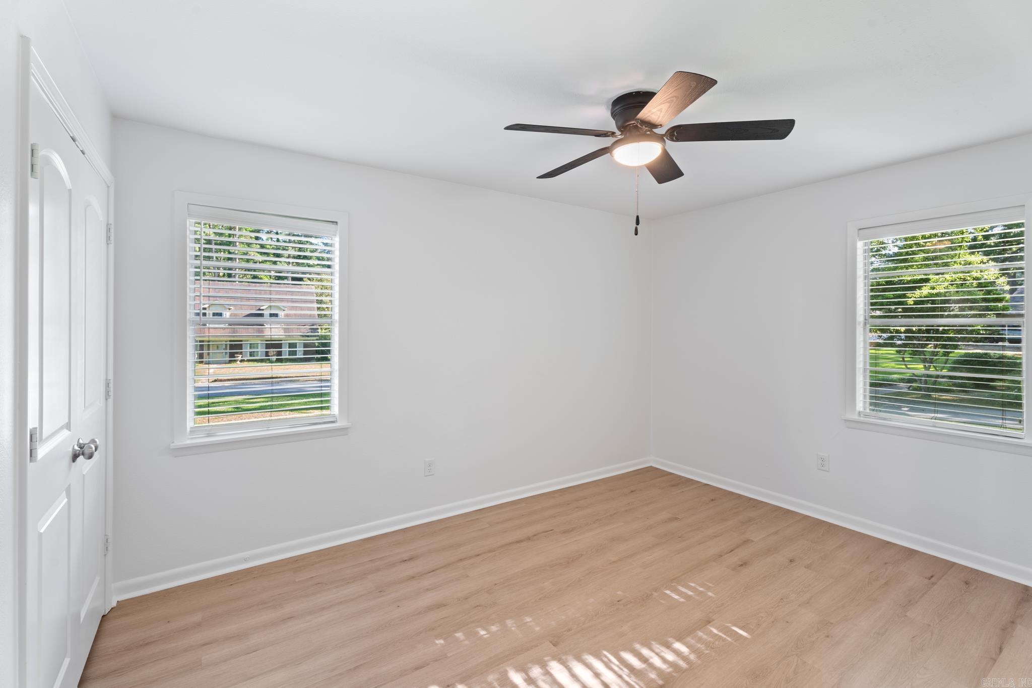 100 W Sunset Drive Property Photo 18