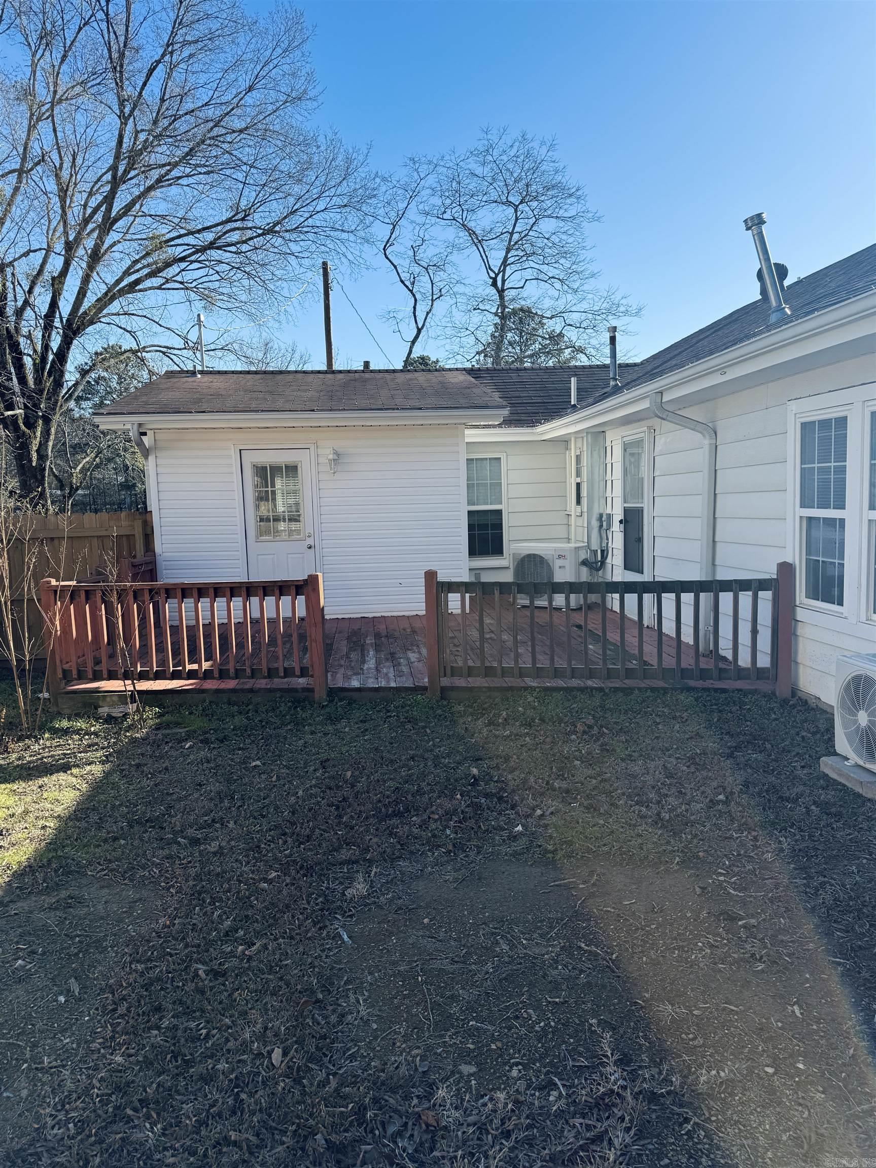 624 E Broadway Street Property Photo 22
