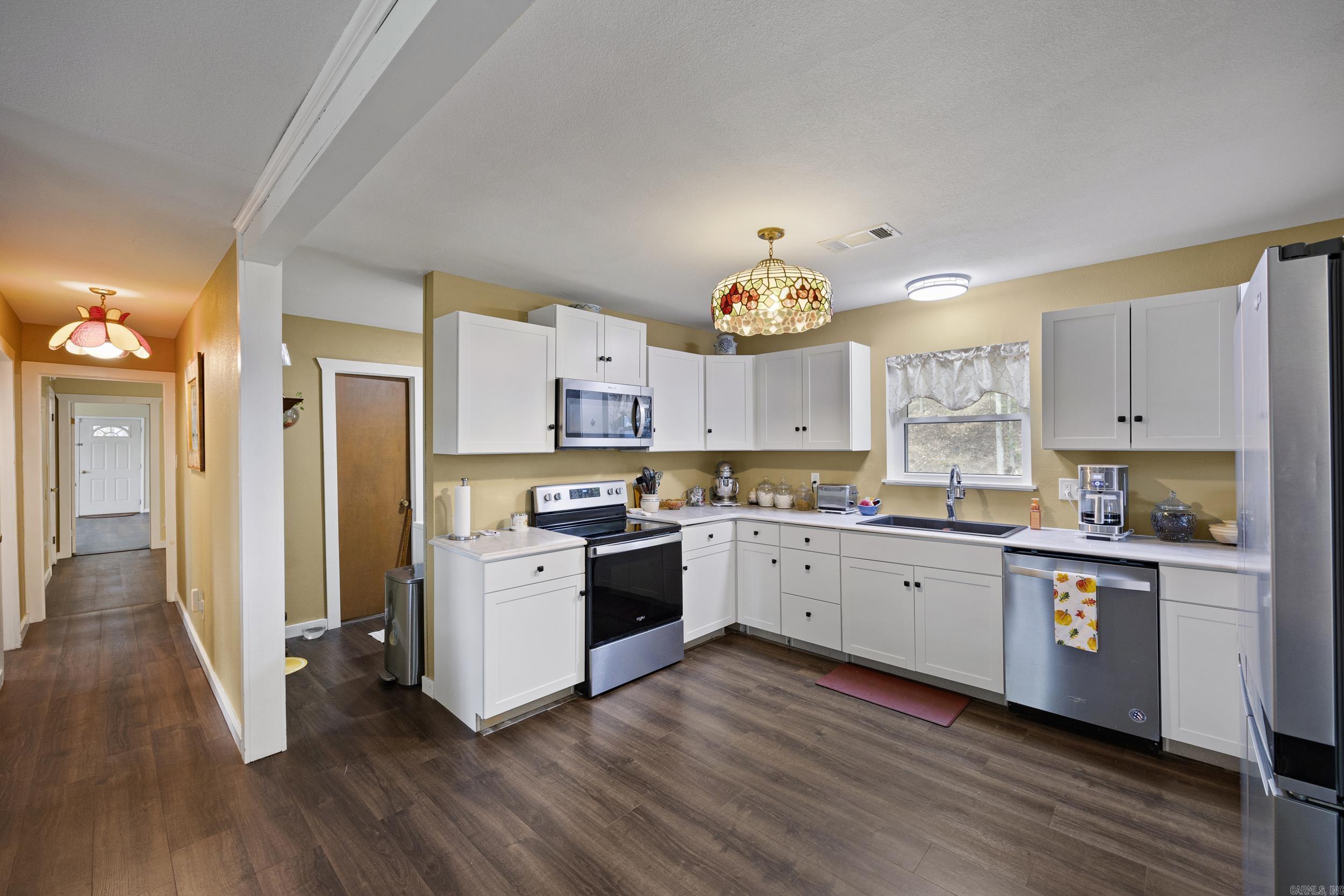 11569 N Highway 307 Property Photo 6